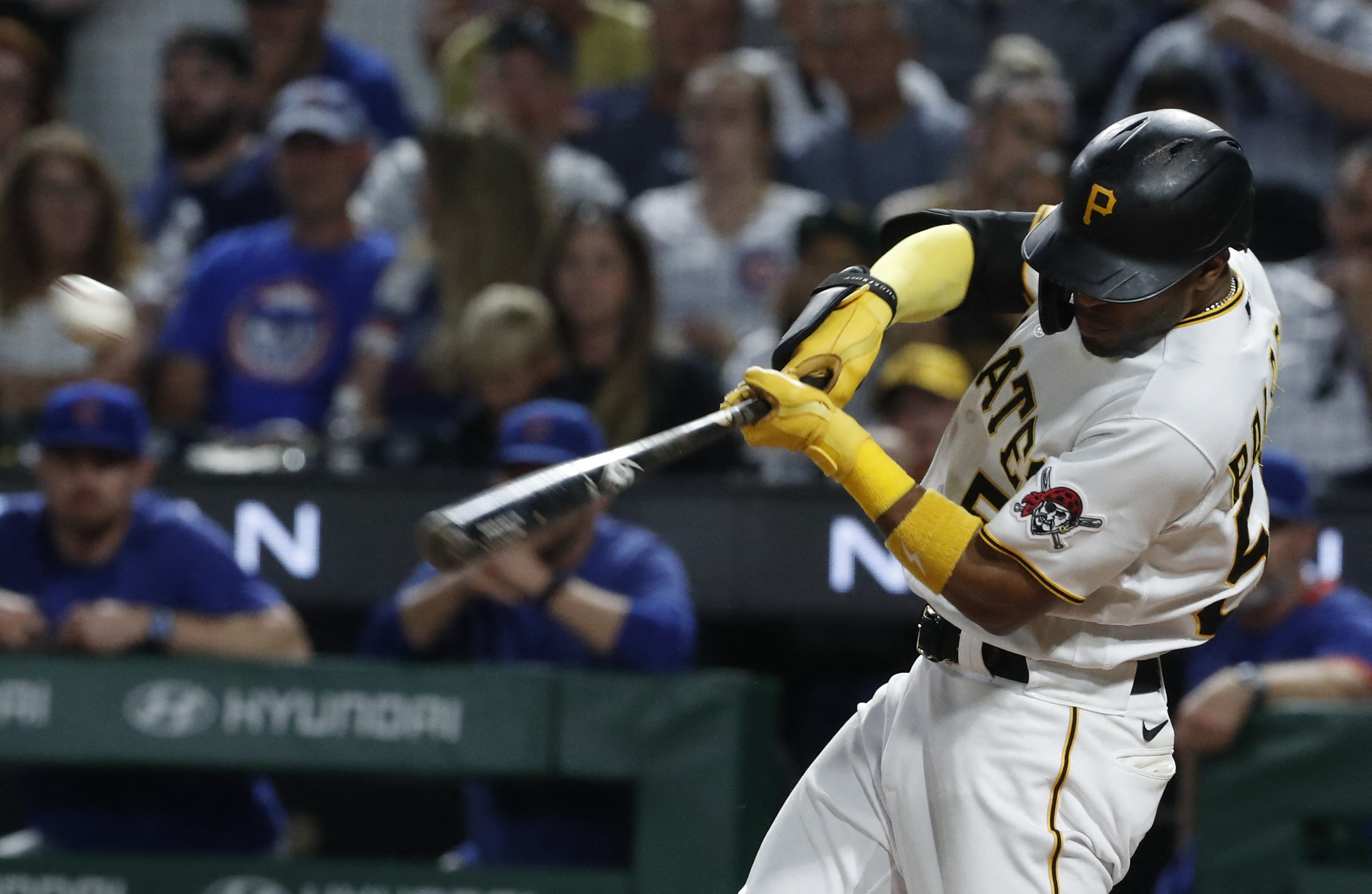 Cubs defeat Pirates, give Jordan Wicks win in debut