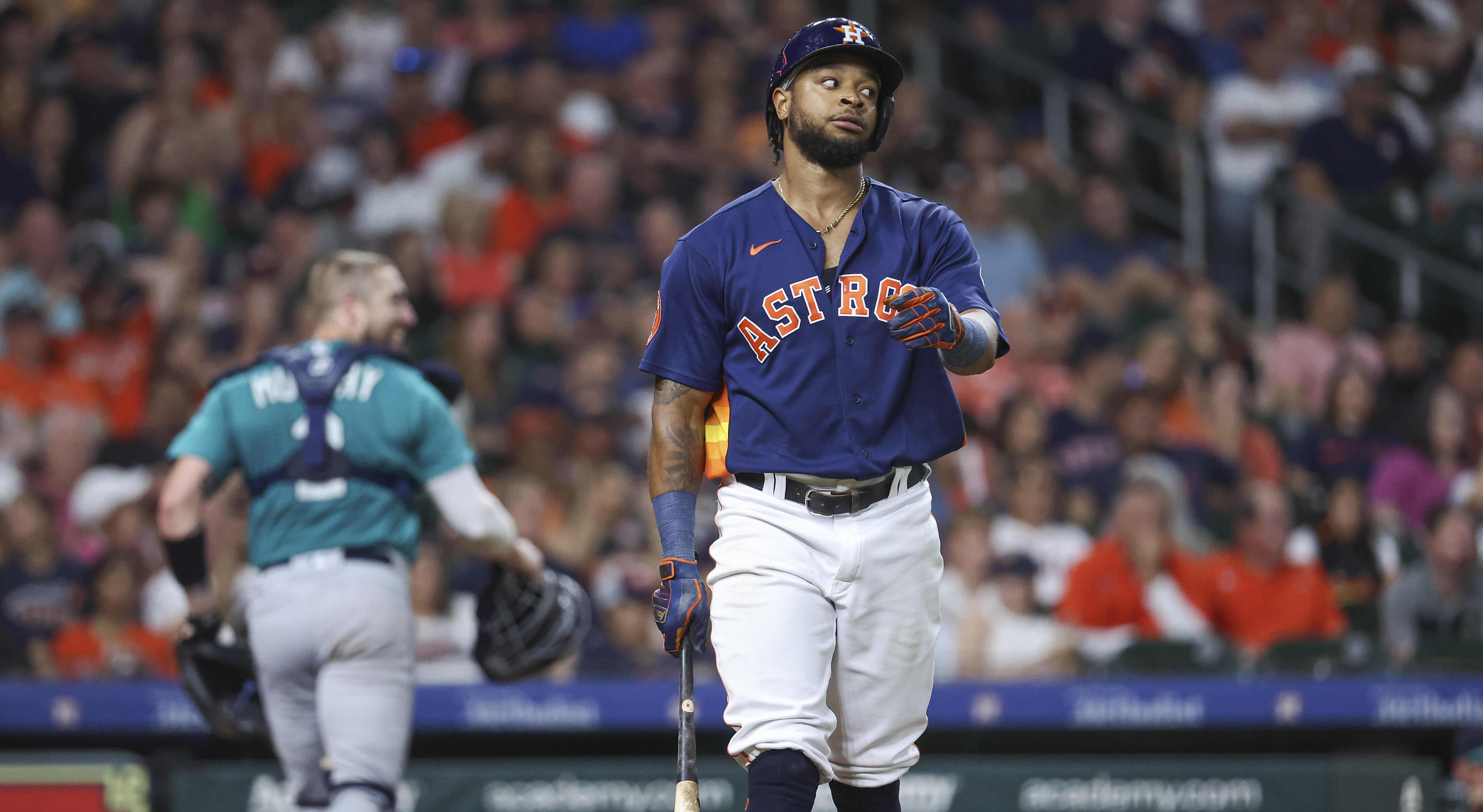 Martin Maldonado's late heroics help Astros edge Mariners