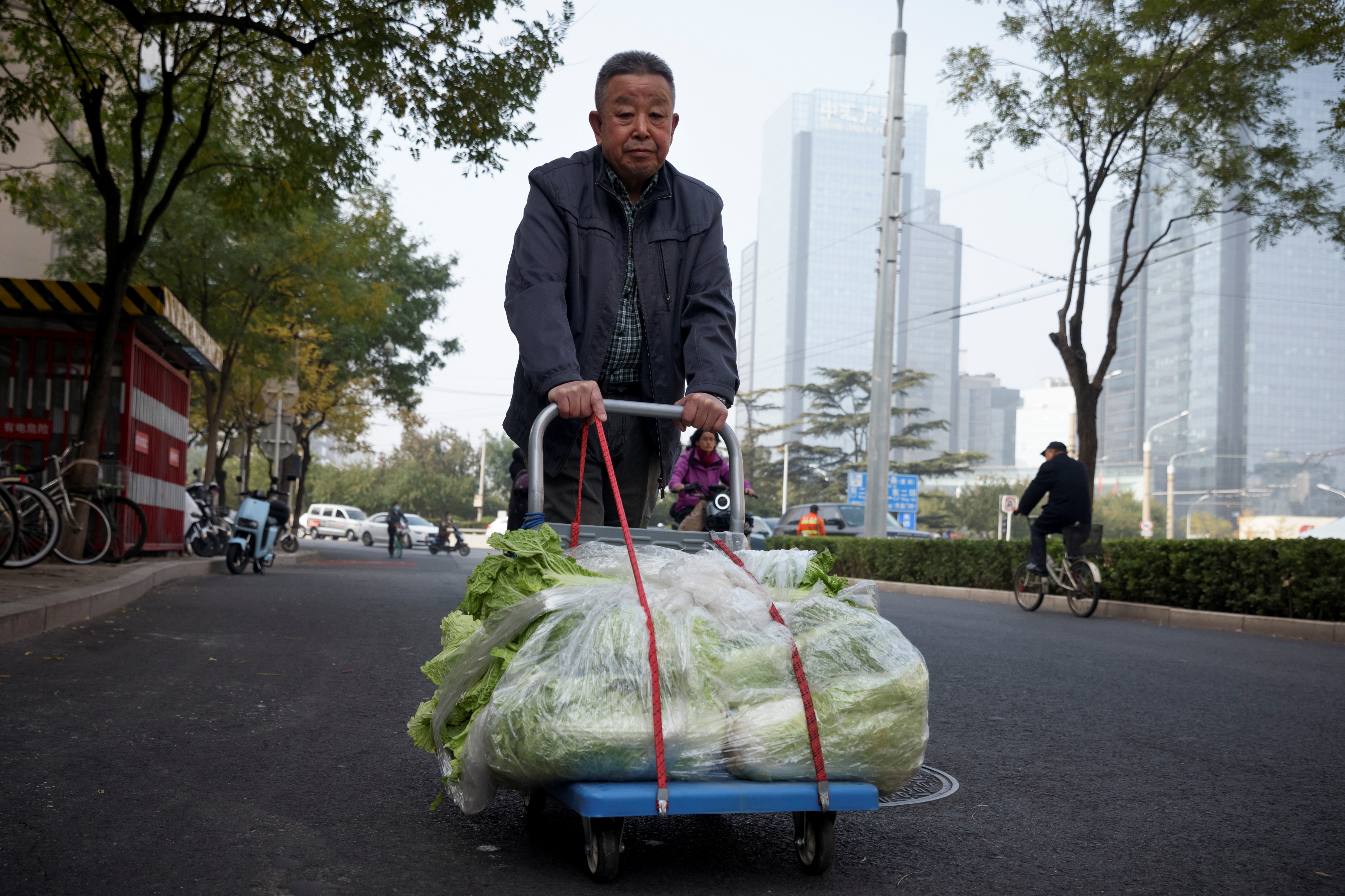 The Shuffler': Homeless man a staple of downtown