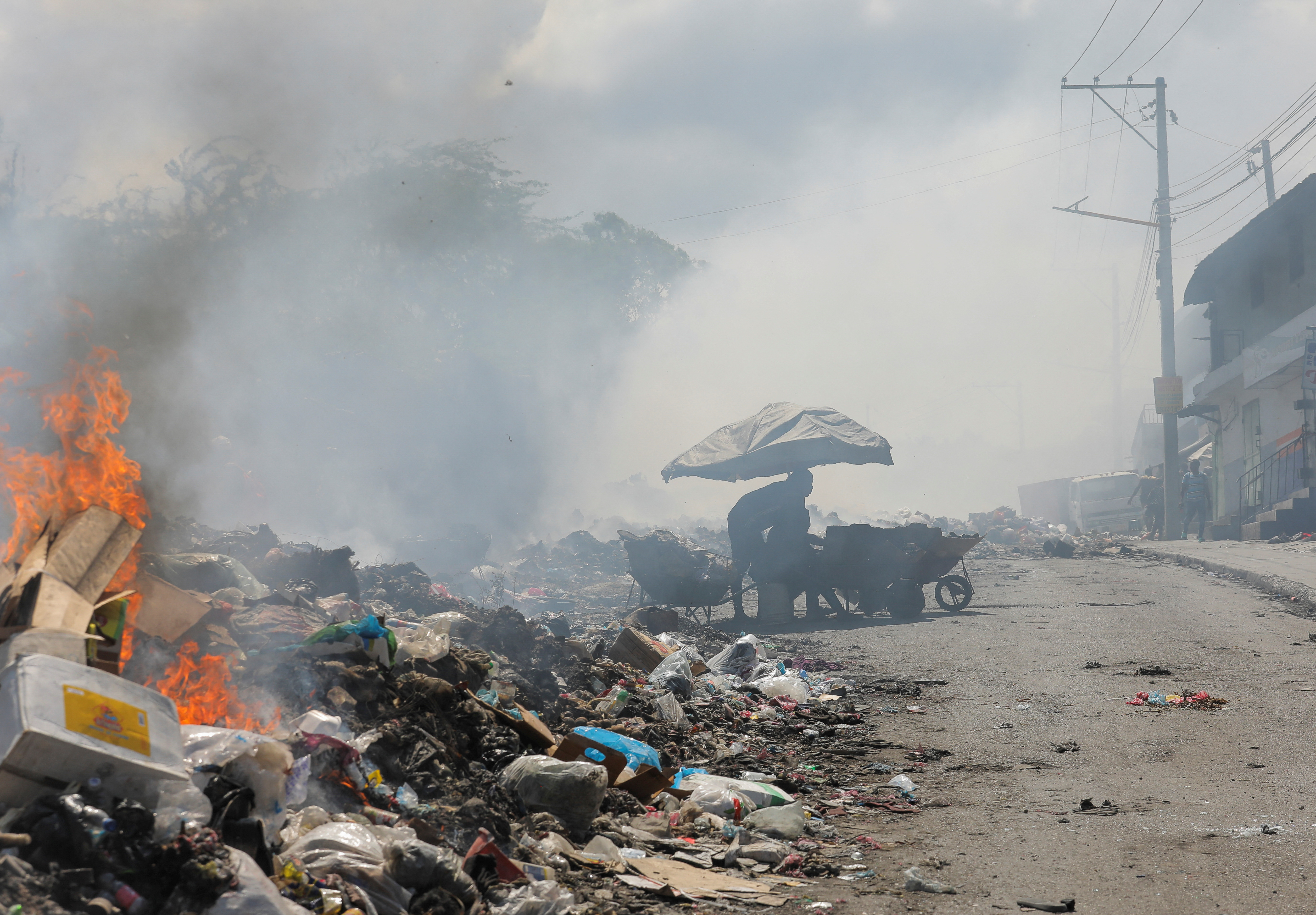 Haiti looting caused loss of some $6 million in relief supplies, WFP says