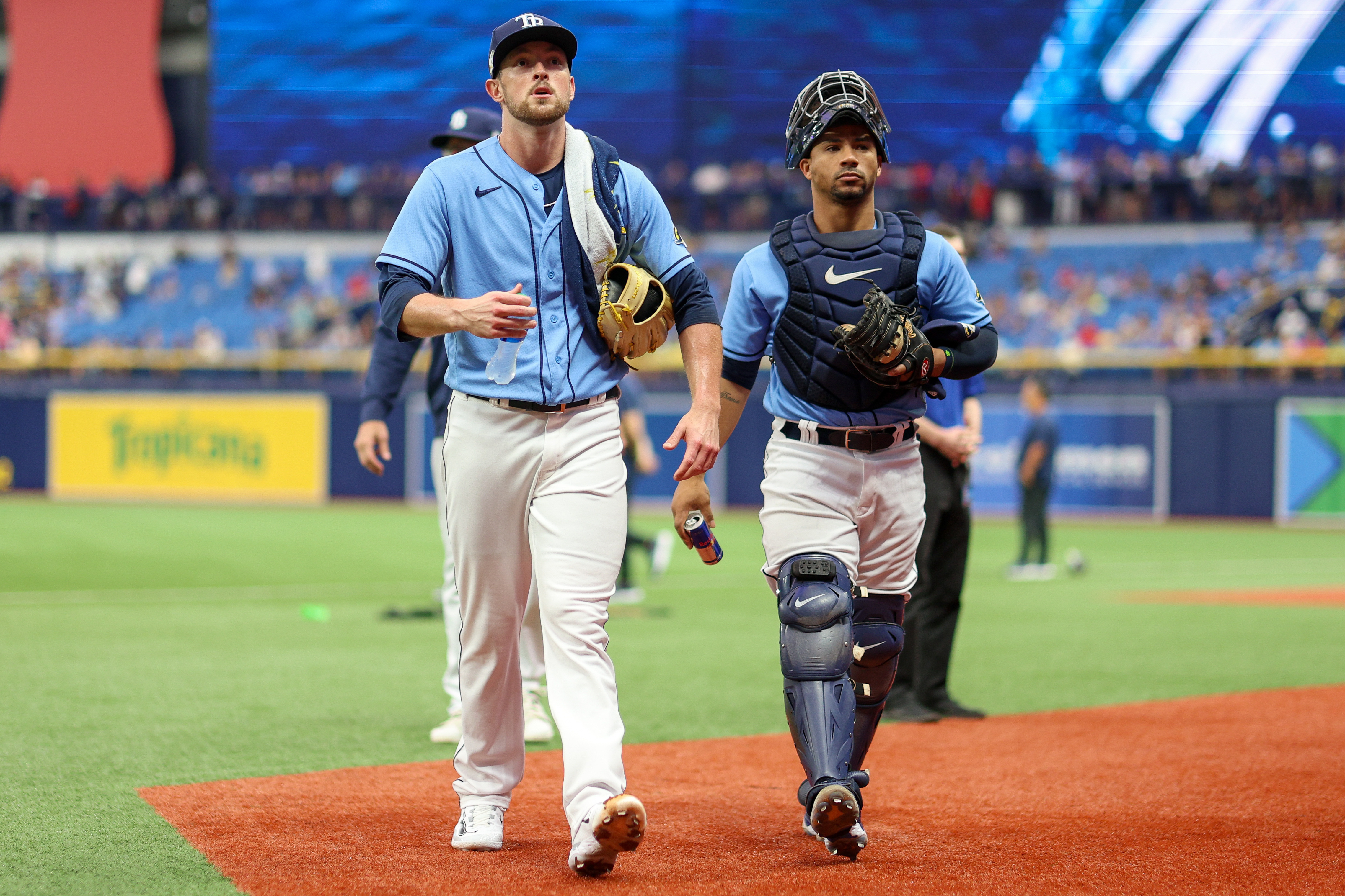 Rays drub Red Sox, tie MLB mark with 13th straight win