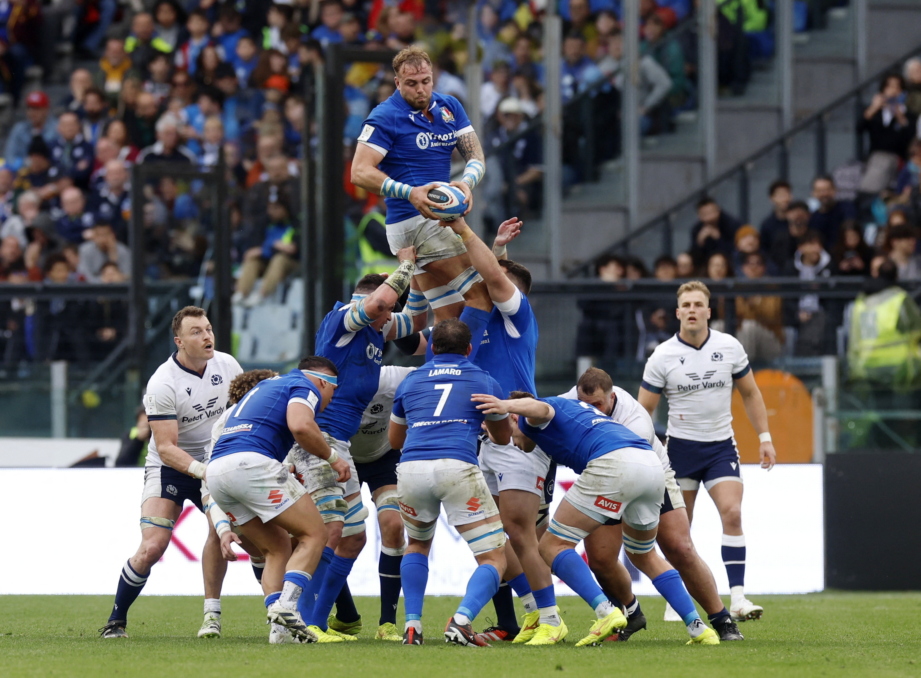 Italy fight back for famous victory over Scotland in Rome Reuters