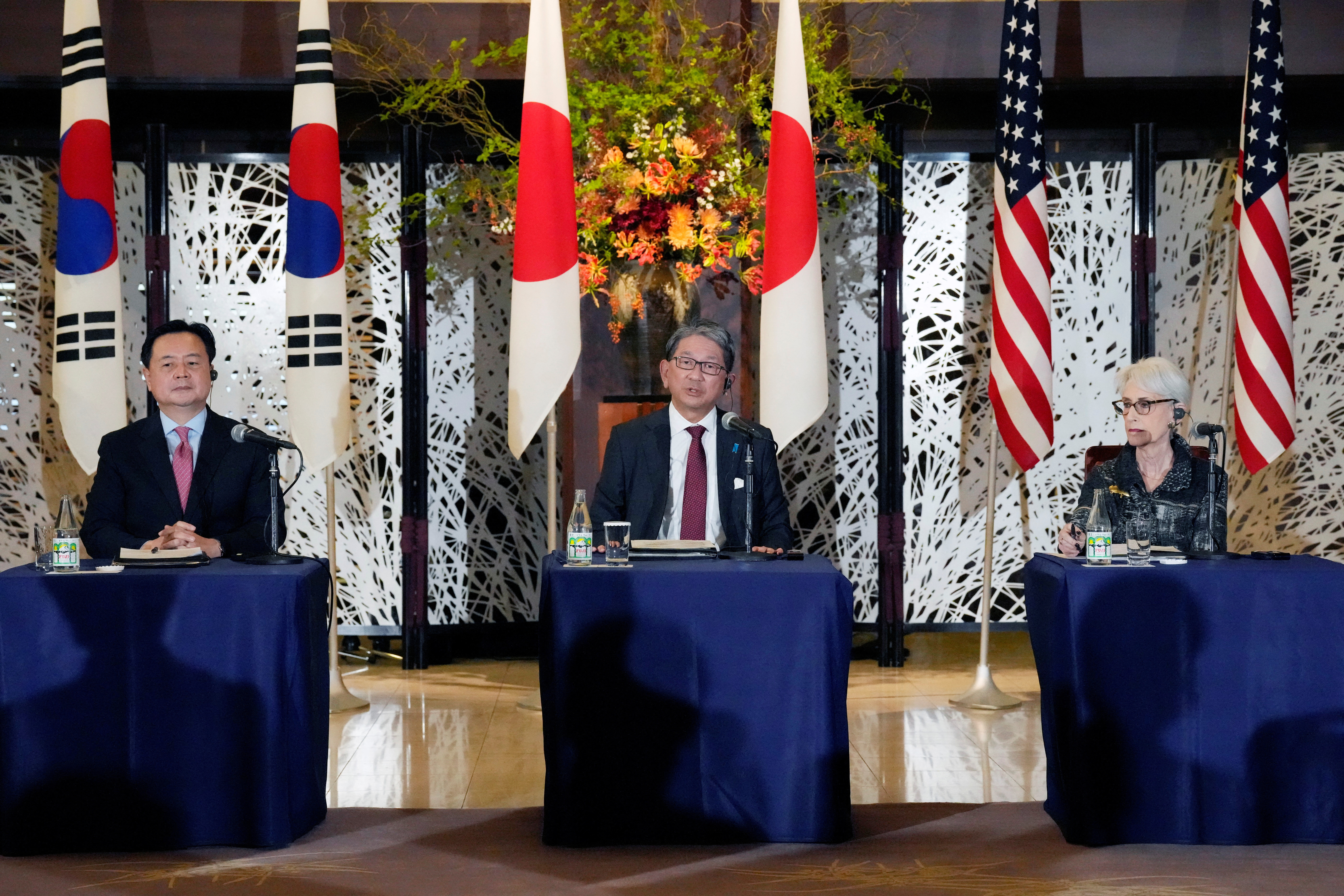 Japan-U.S.-South Korea hold trilateral Vice Foreign Ministerial Meeting in Tokyo