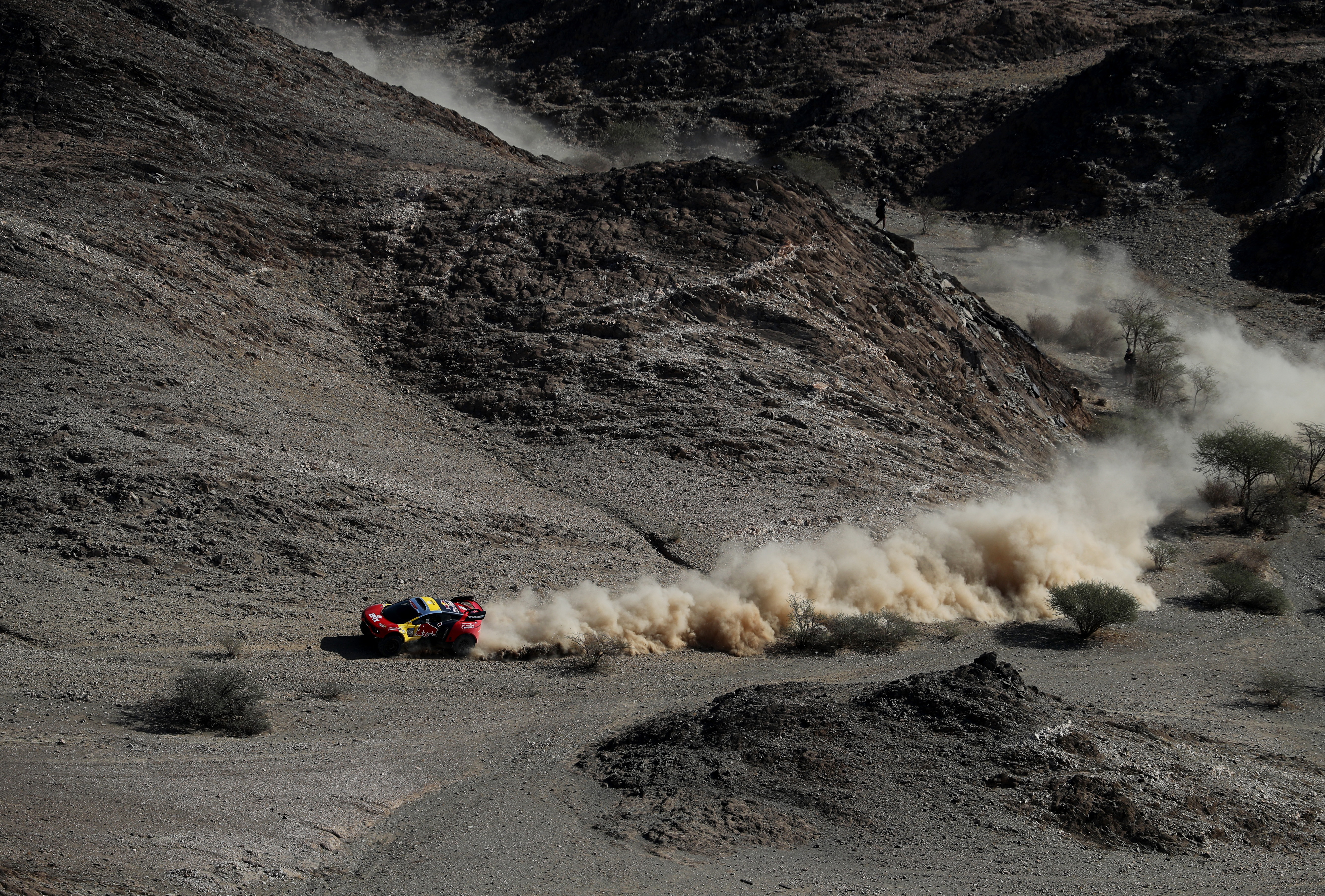 Dakar 2024, Stage 2: Peterhansel scores historic win, Sainz takes