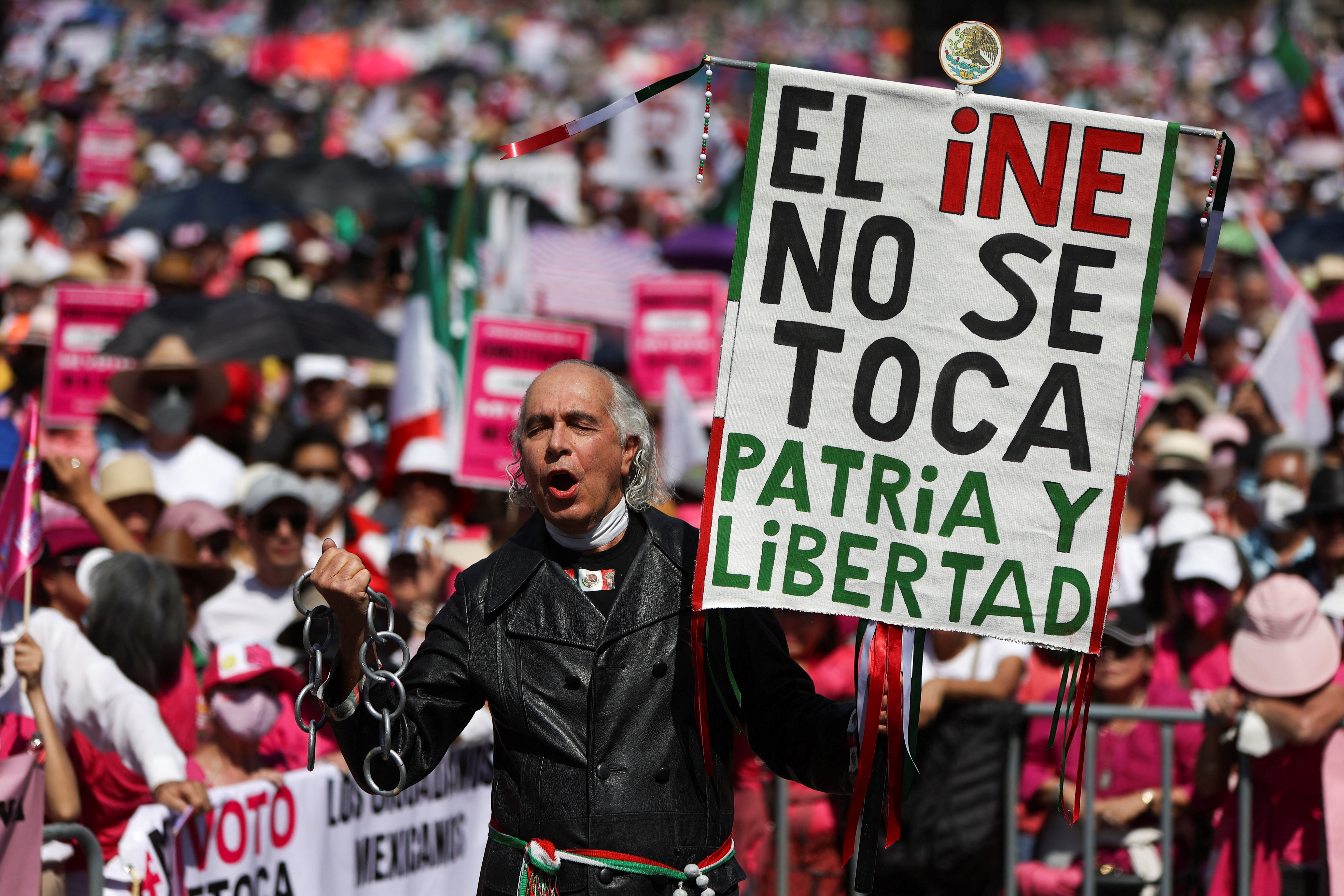 Protests in Mexico City in support of INE and against President Obrador's plan to reform electoral authorities
