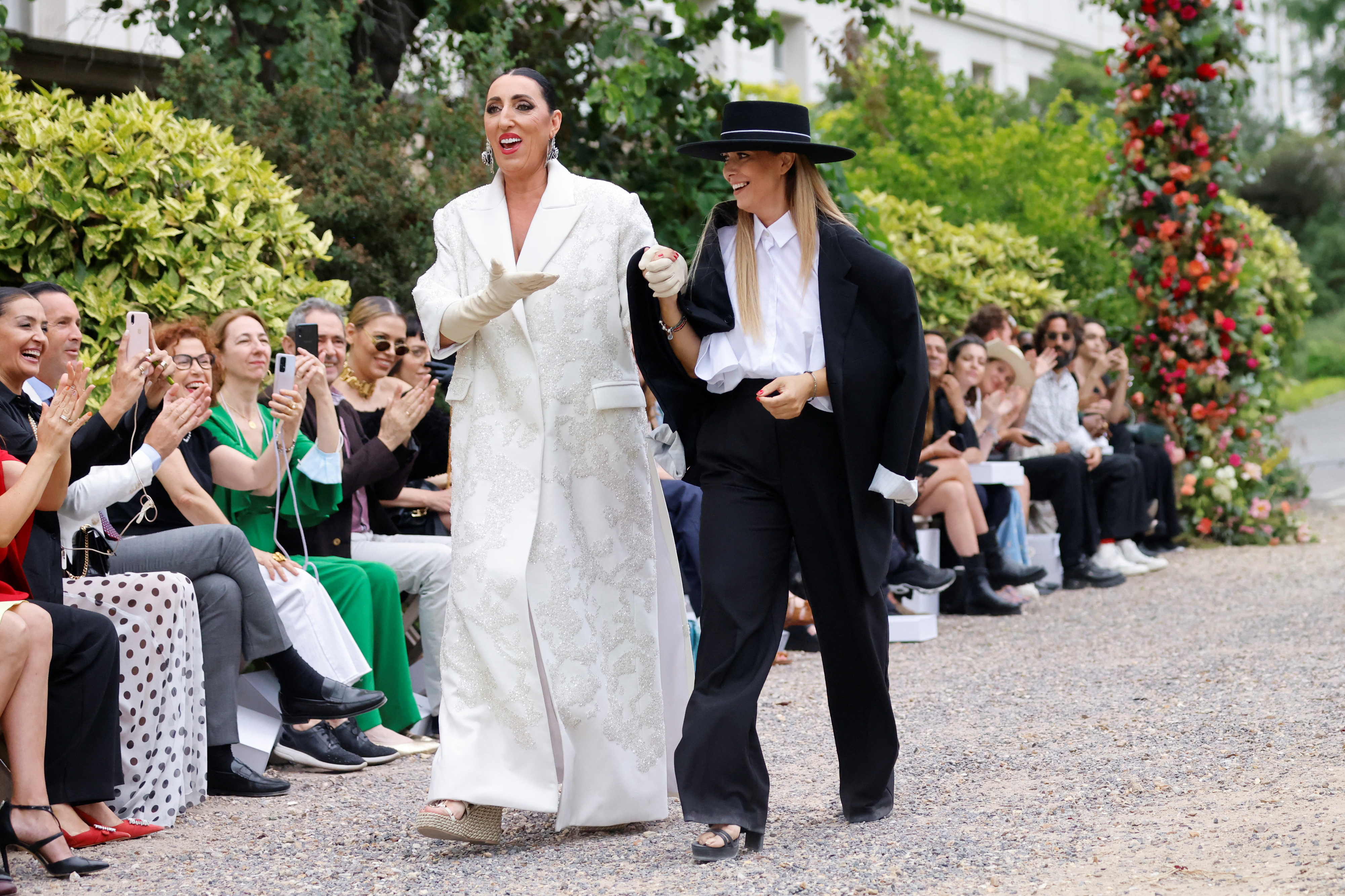 Record Breaking Fashion Auction for a Balenciaga couture ivory