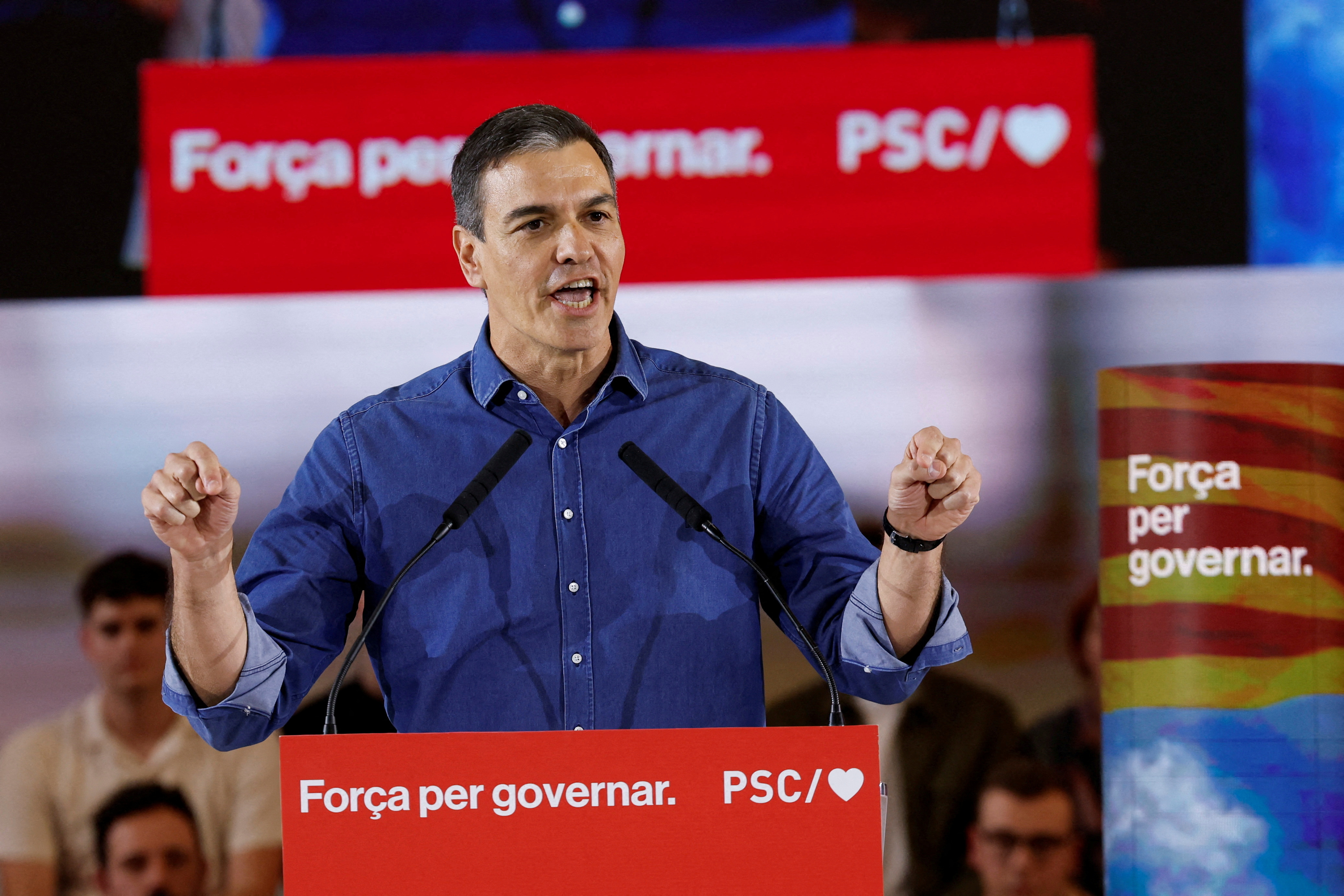 Spain's PM Sanchez and Catalan candidate Illa attend a campaign event in Barcelona