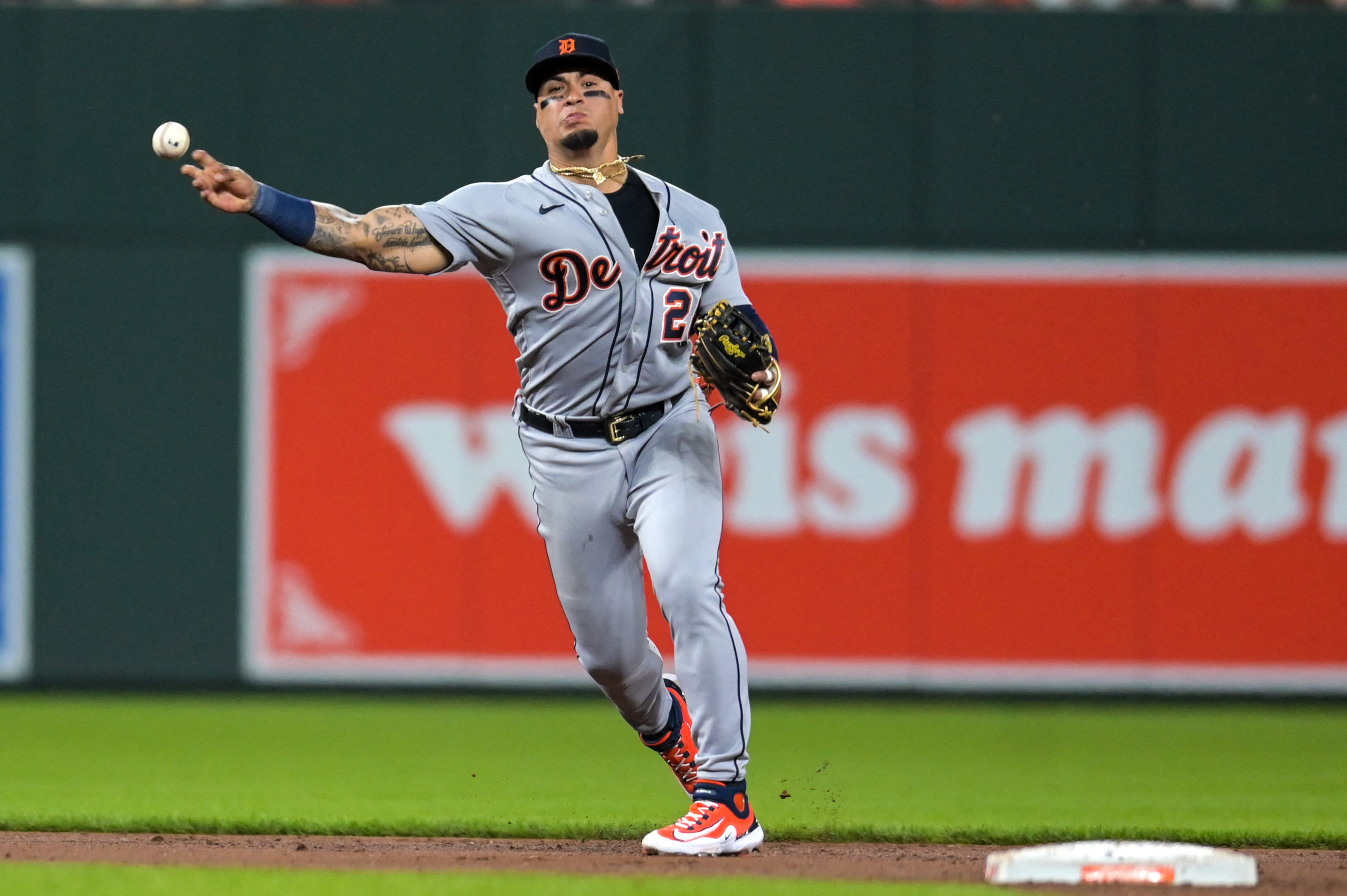 Orioles beat Tigers, 2-1, on walk-off wild pitch after duel of team's former  top prospects, National Sports