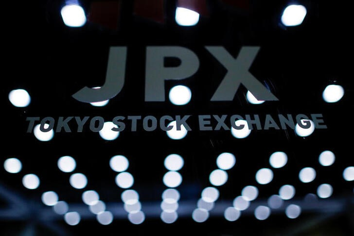 日経平均は反落で寄り付く、上昇の反動売り 米株安を嫌気 - ロイター (Reuters Japan)