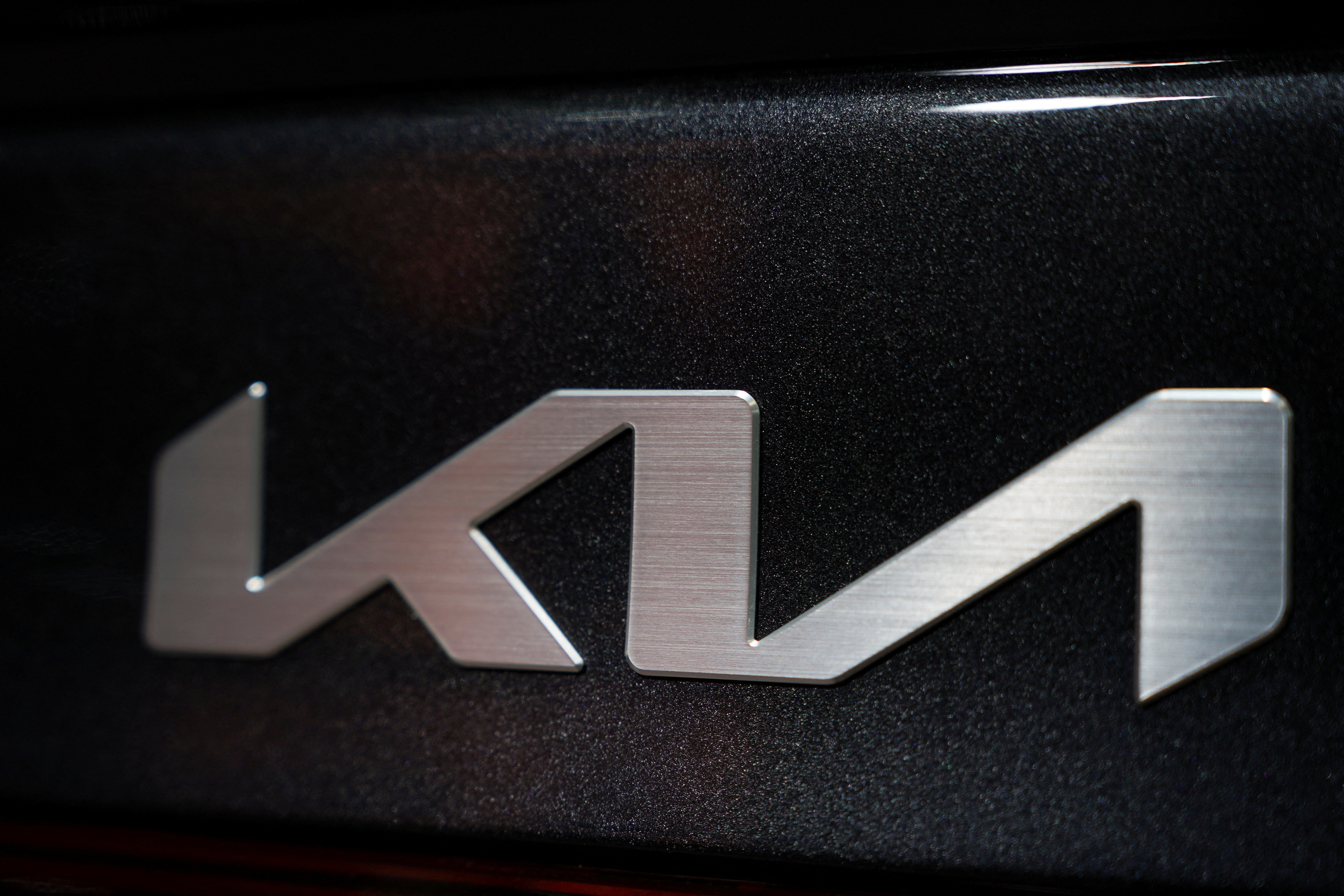 Hyundai Palisade, Kia Telluride SUVs recalled for increased fire risk –  KGET 17