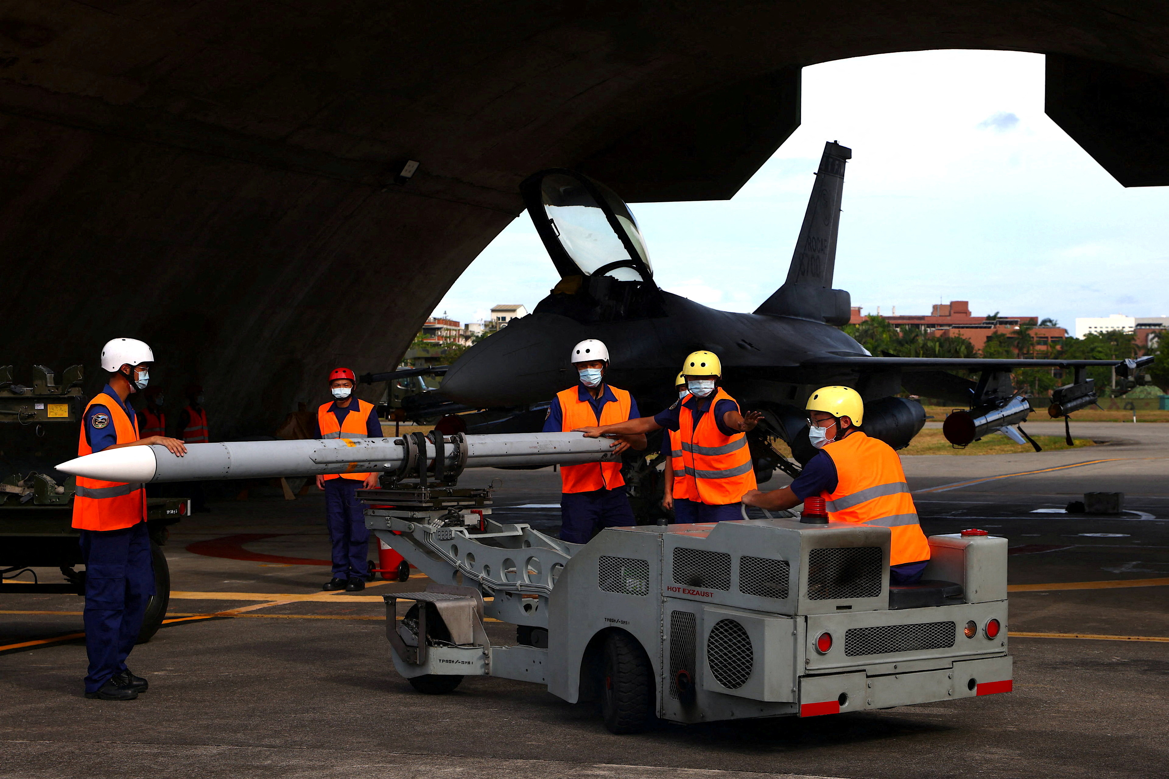 Misión de preparación para el combate en la base aérea de Hualien