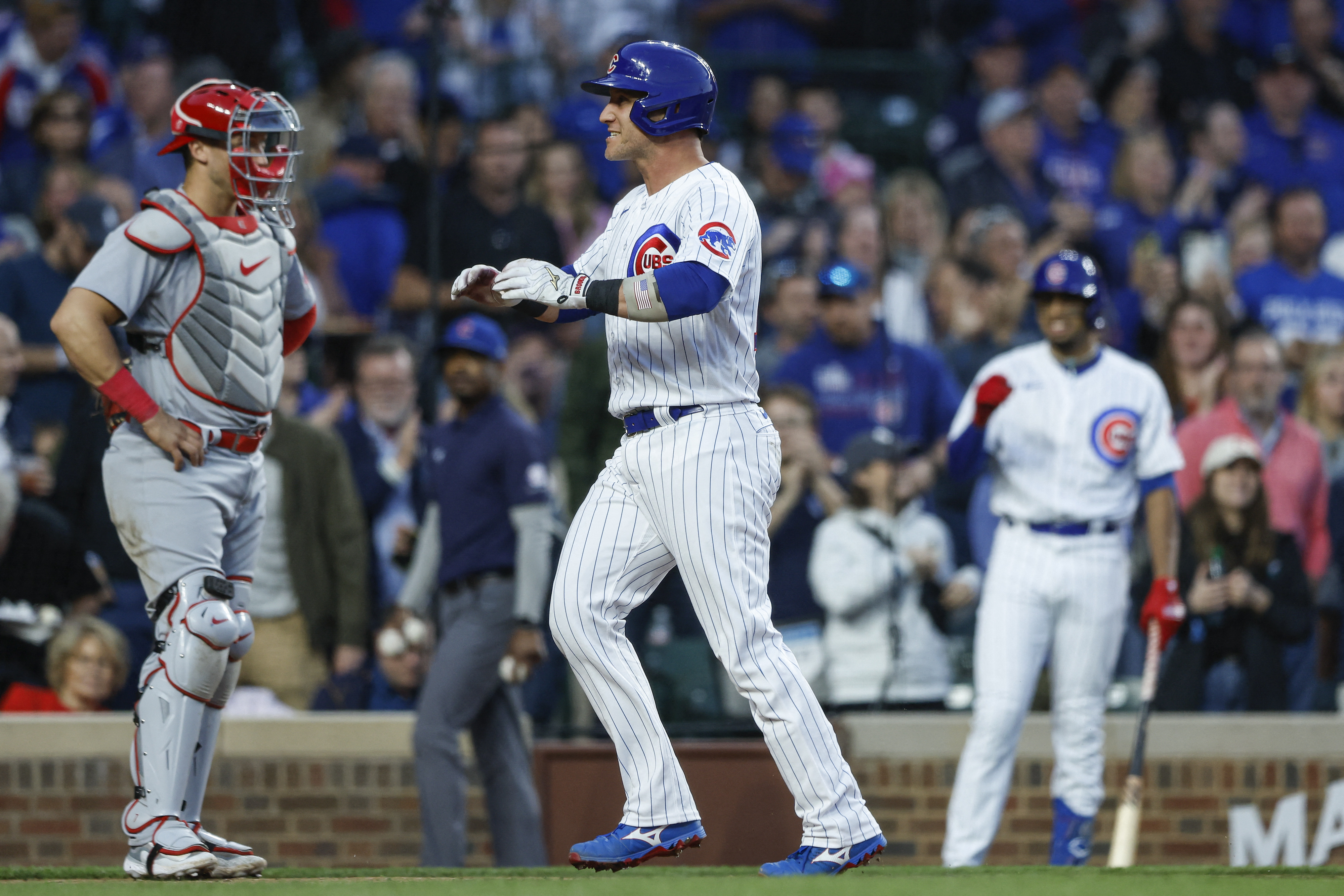 Steele moves to 6-0, Cubs get HRs from Wisdom and Gomes in 10-4 win over  Cardinals