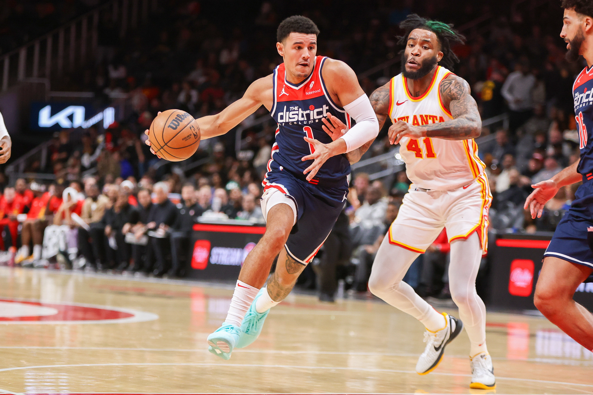 High-scoring Hawks Roll To Comfortable Win Over Wizards 