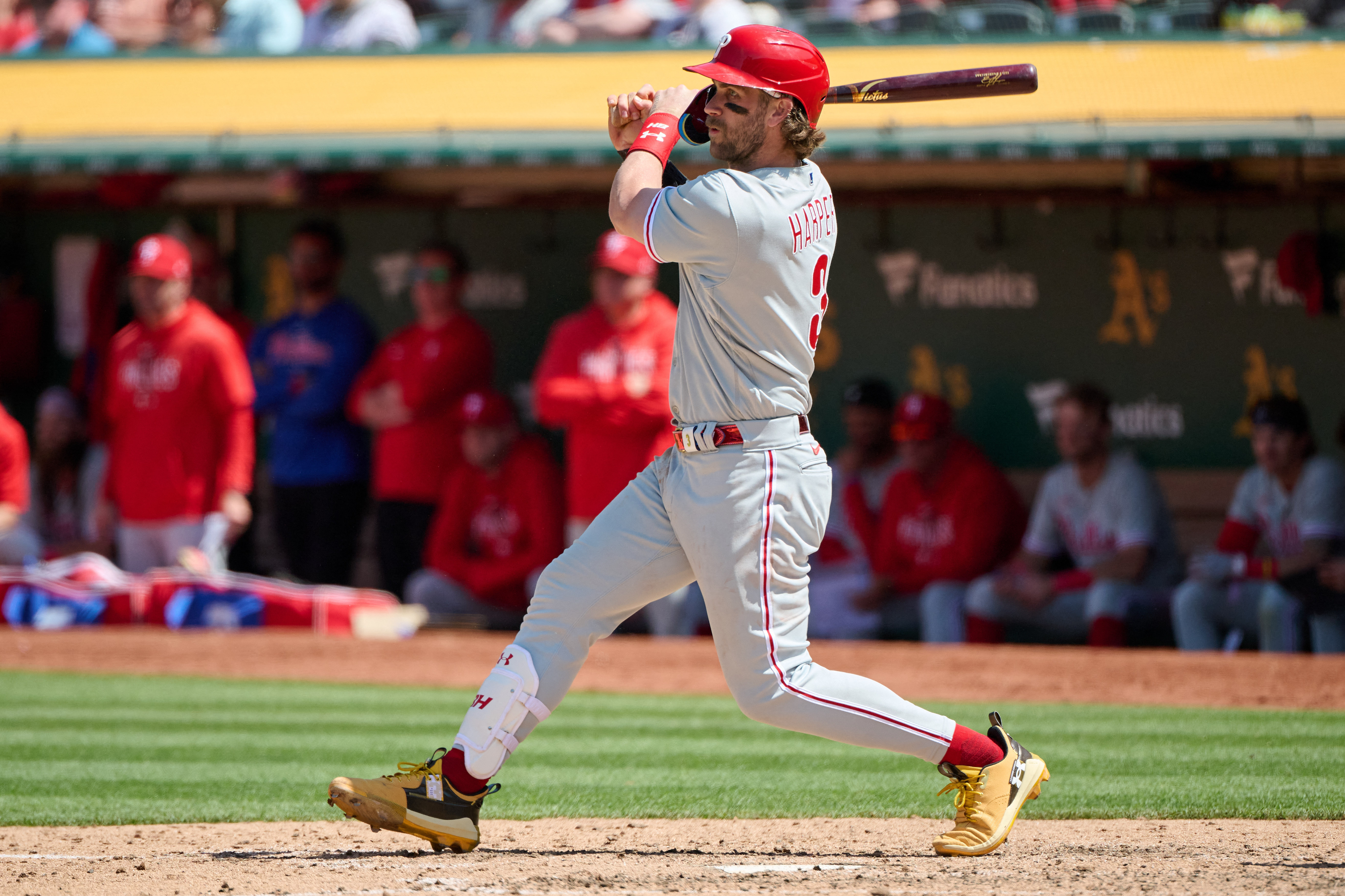 LOS ANGELES, CA - MAY 02: Philadelphia Phillies third baseman Alec Bohm  (28) looks on during batting practice before the MLB game between the  Philadelphia Phillies and the Los Angeles Dodgers on