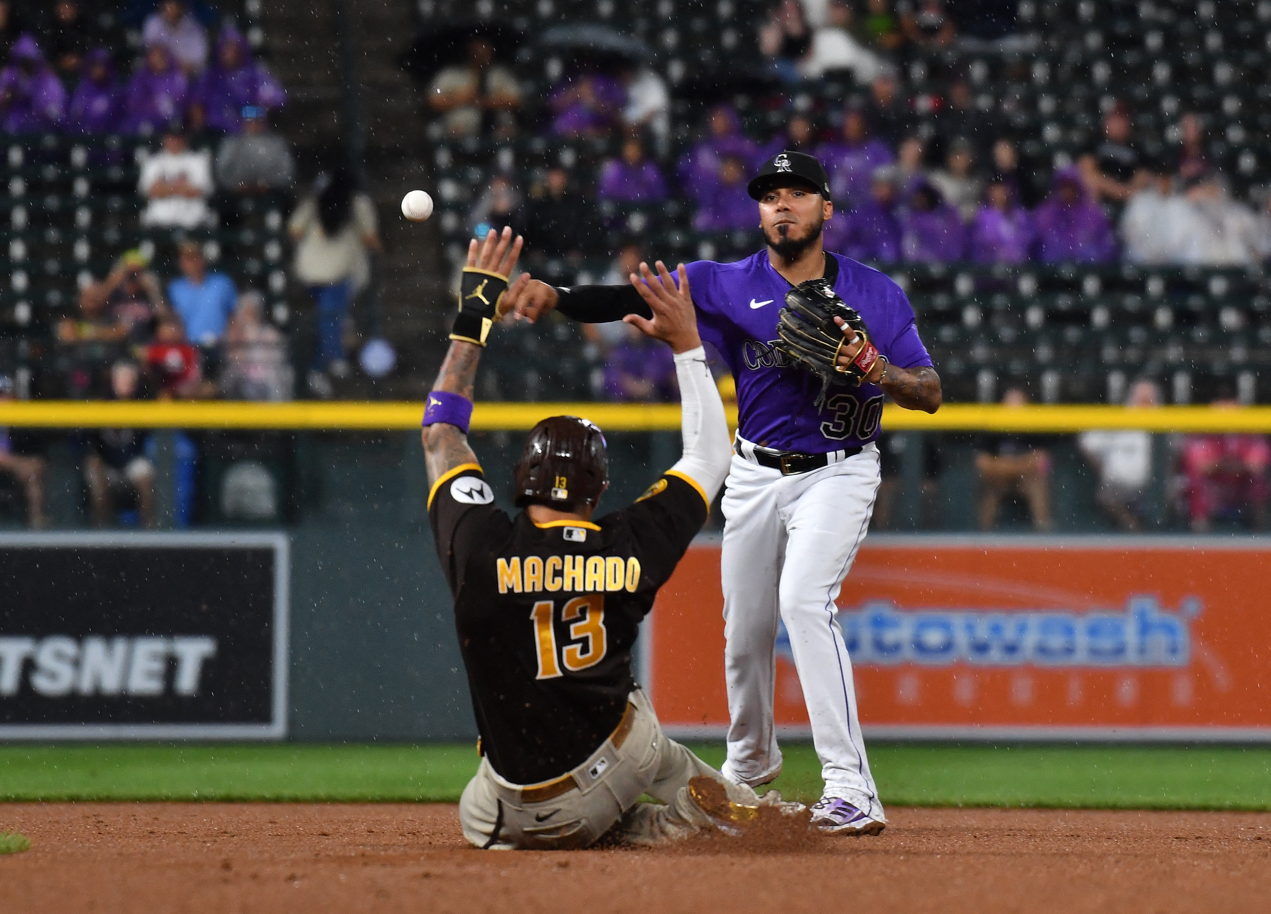 Rockies walk off on Ryan McMahon sacrifice fly to defeat Padres