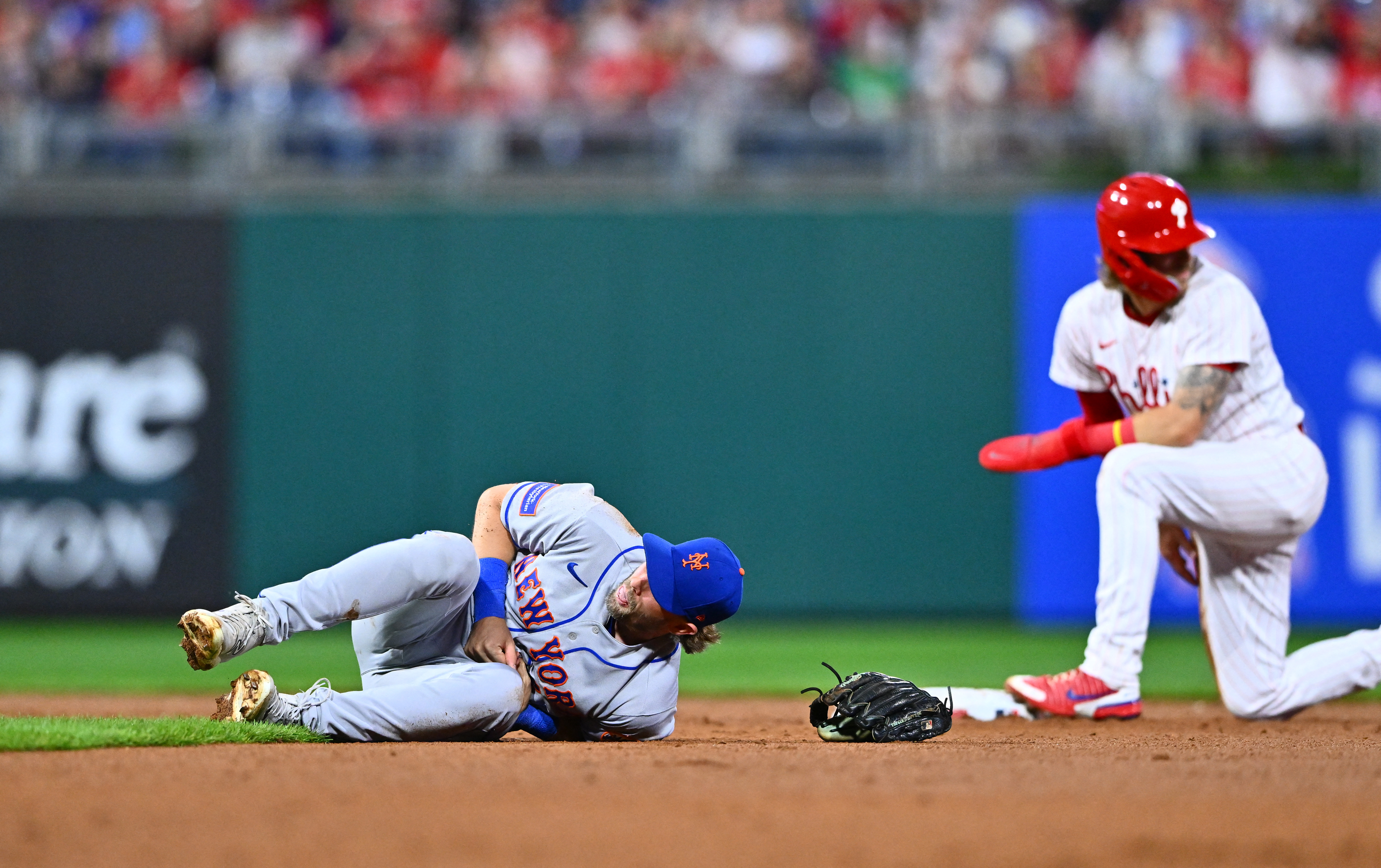 Mets 4, Phillies 2: Bats remain quiet and big pitch eludes Taijuan Walker  as Philly gets swept