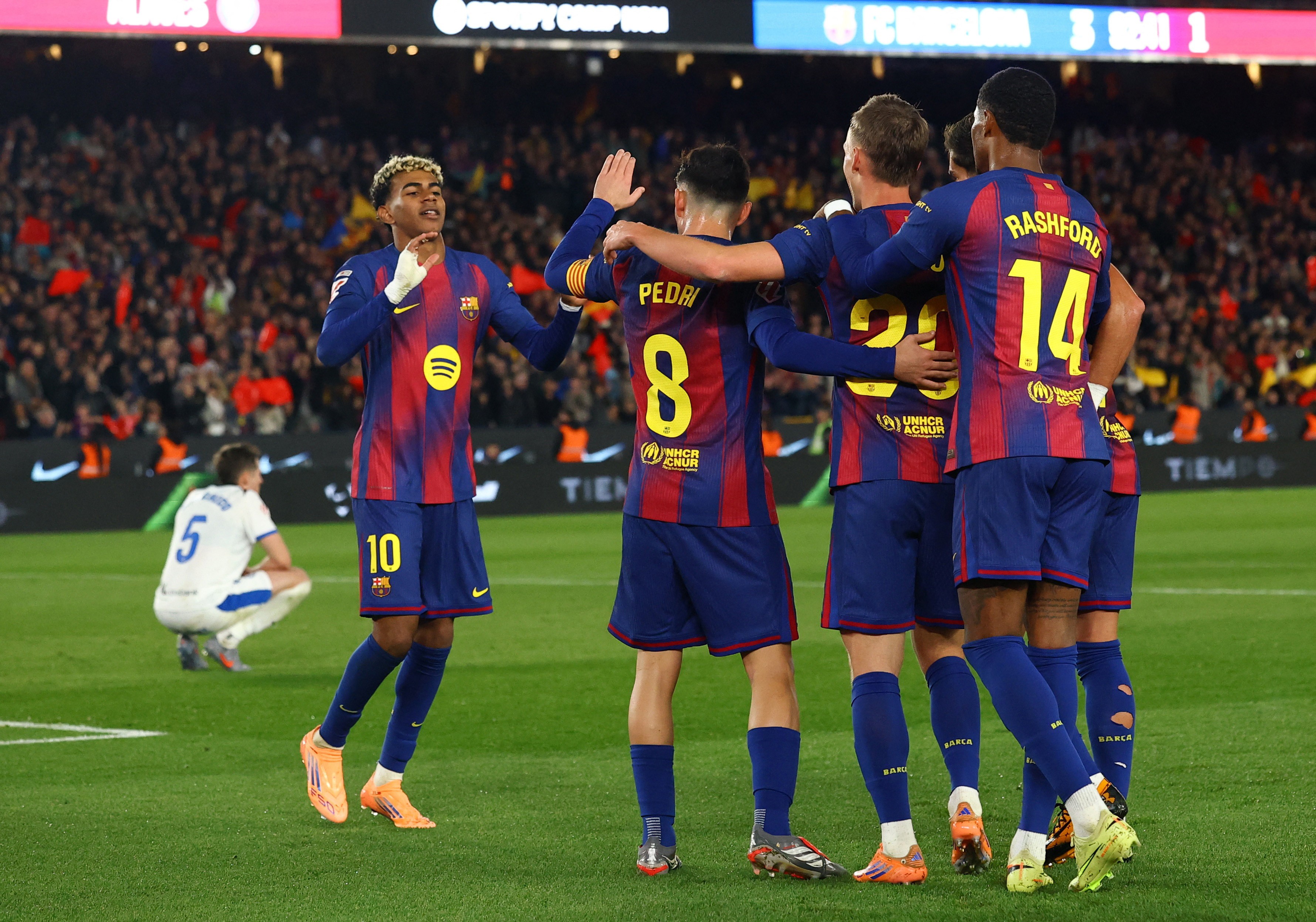 サッカー＝バルセロナ逆転勝ち、浅野出場のマジョルカは引き分け