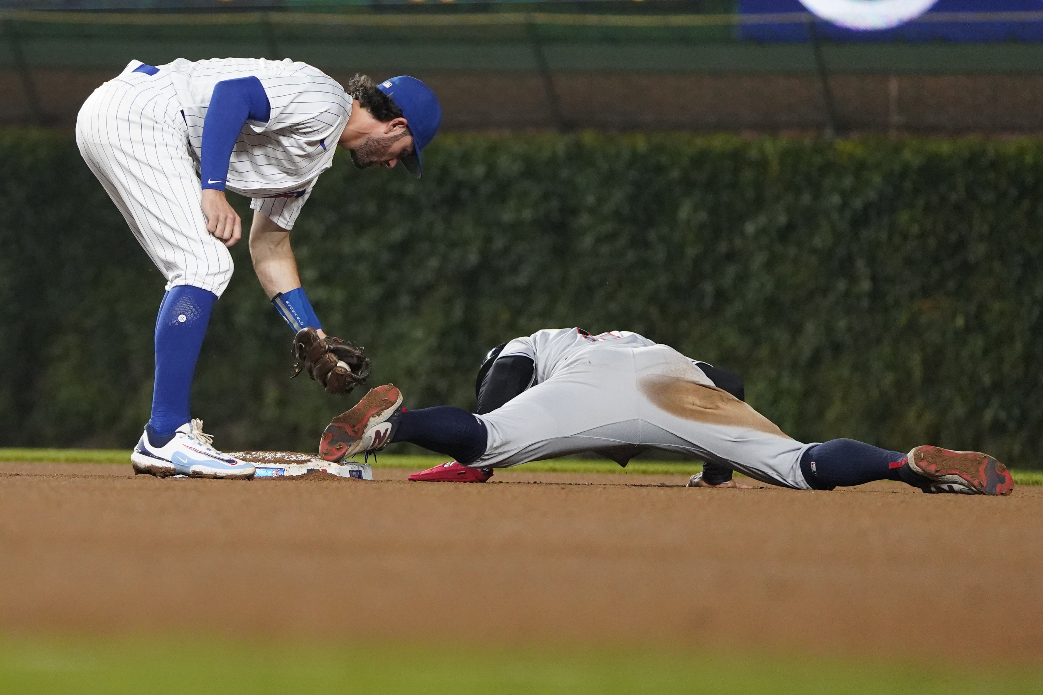 Guardians lean on Tanner Bibee to stifle Cubs