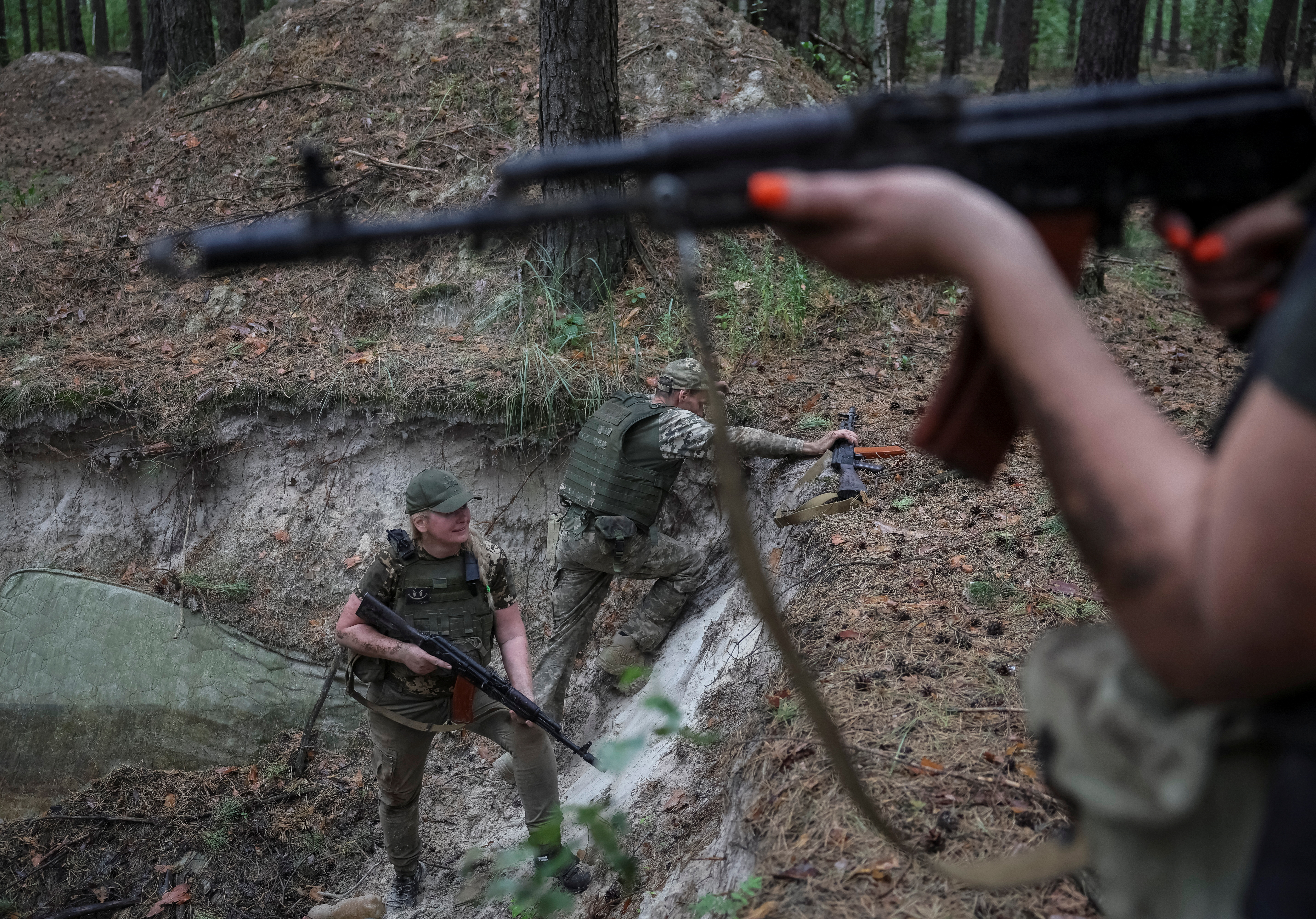 Members of female anti-drone mobile air defence unit 