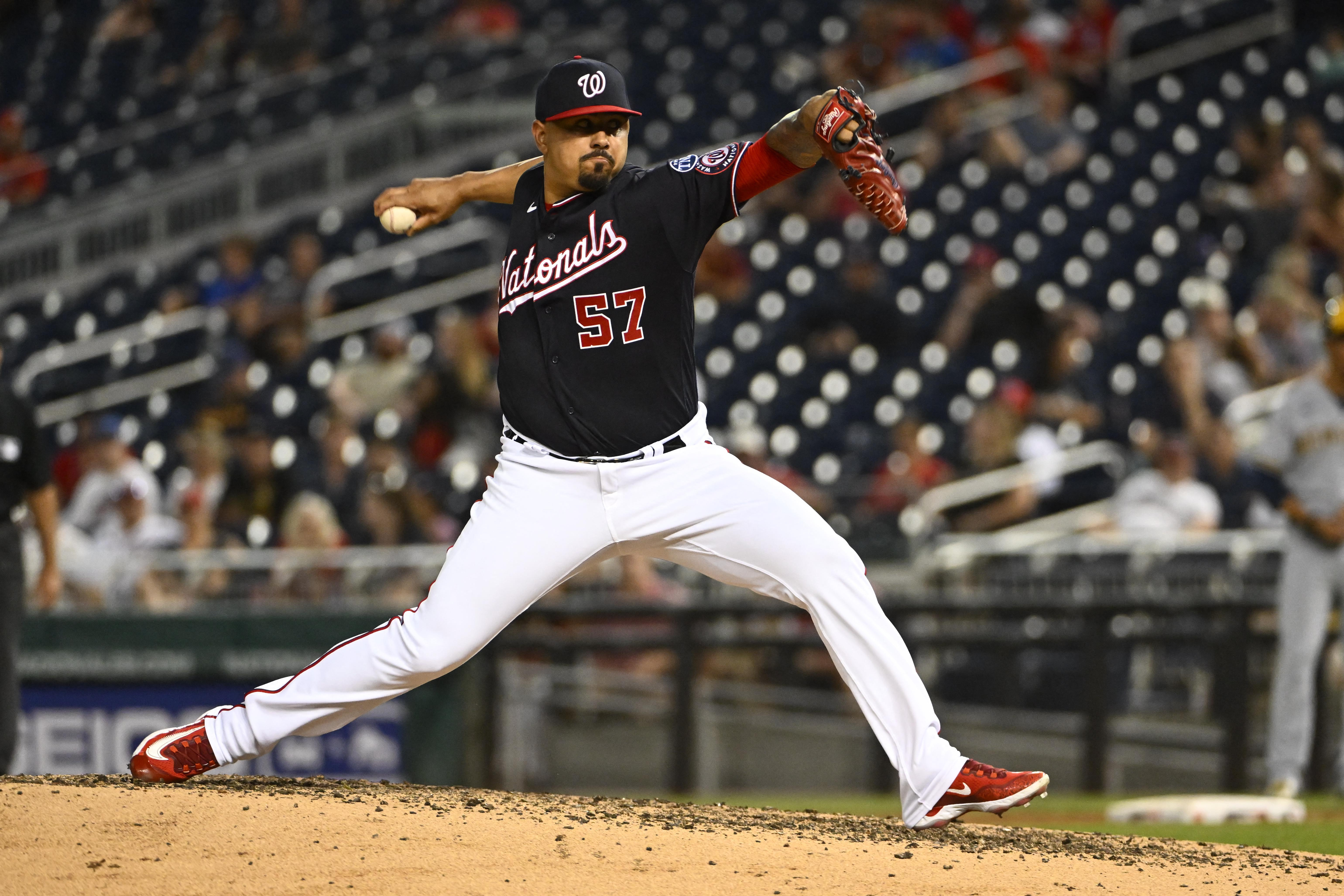 Brewers beat Nationals 4-1, avoid the sweep.