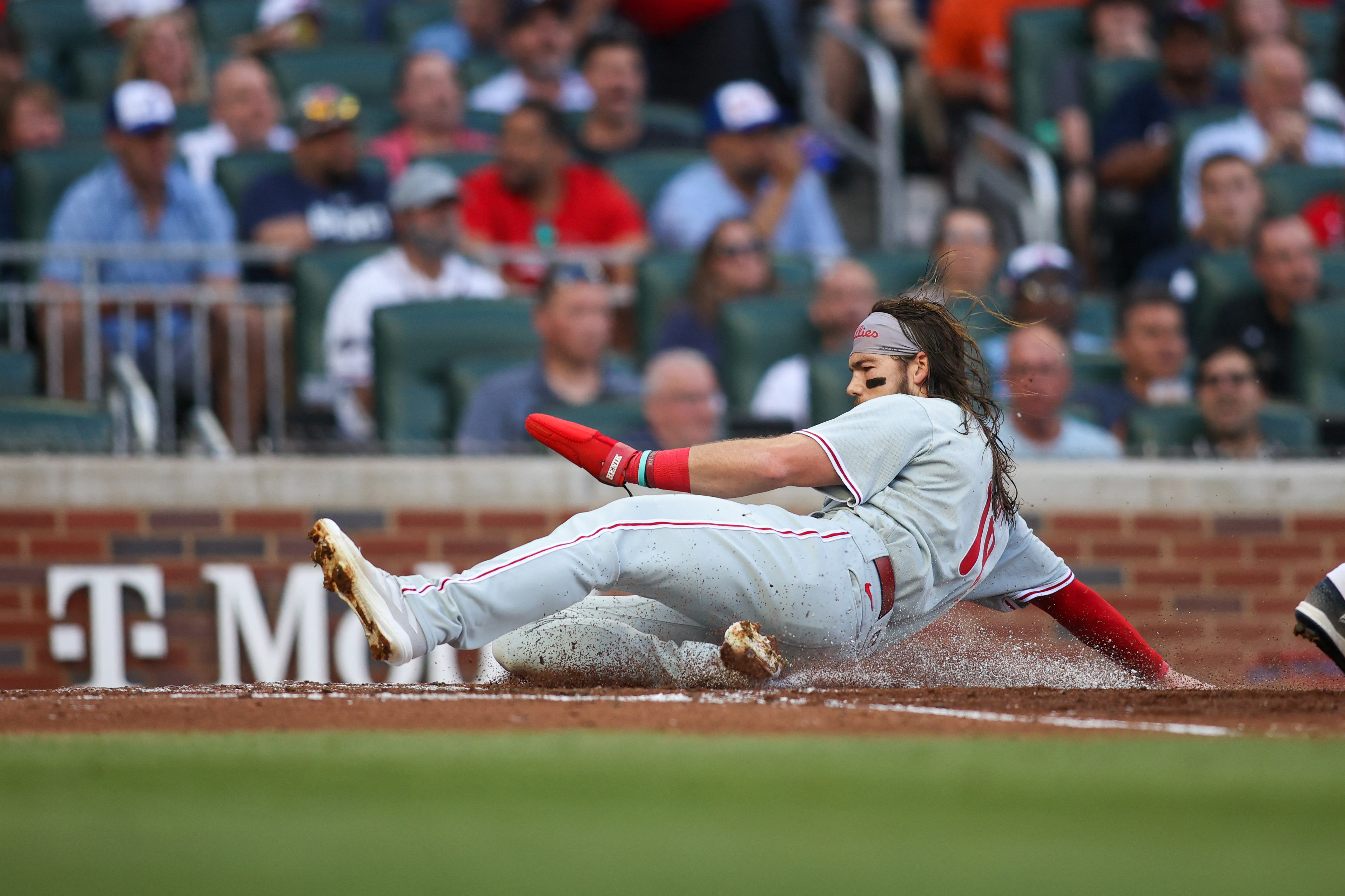 July 04, 2019: Atlanta Braves infielder Ozzie Albies heads to first base  after hitting a single during the eighth inning of a MLB game against the  Philadelphia Phillies at SunTrust Park in