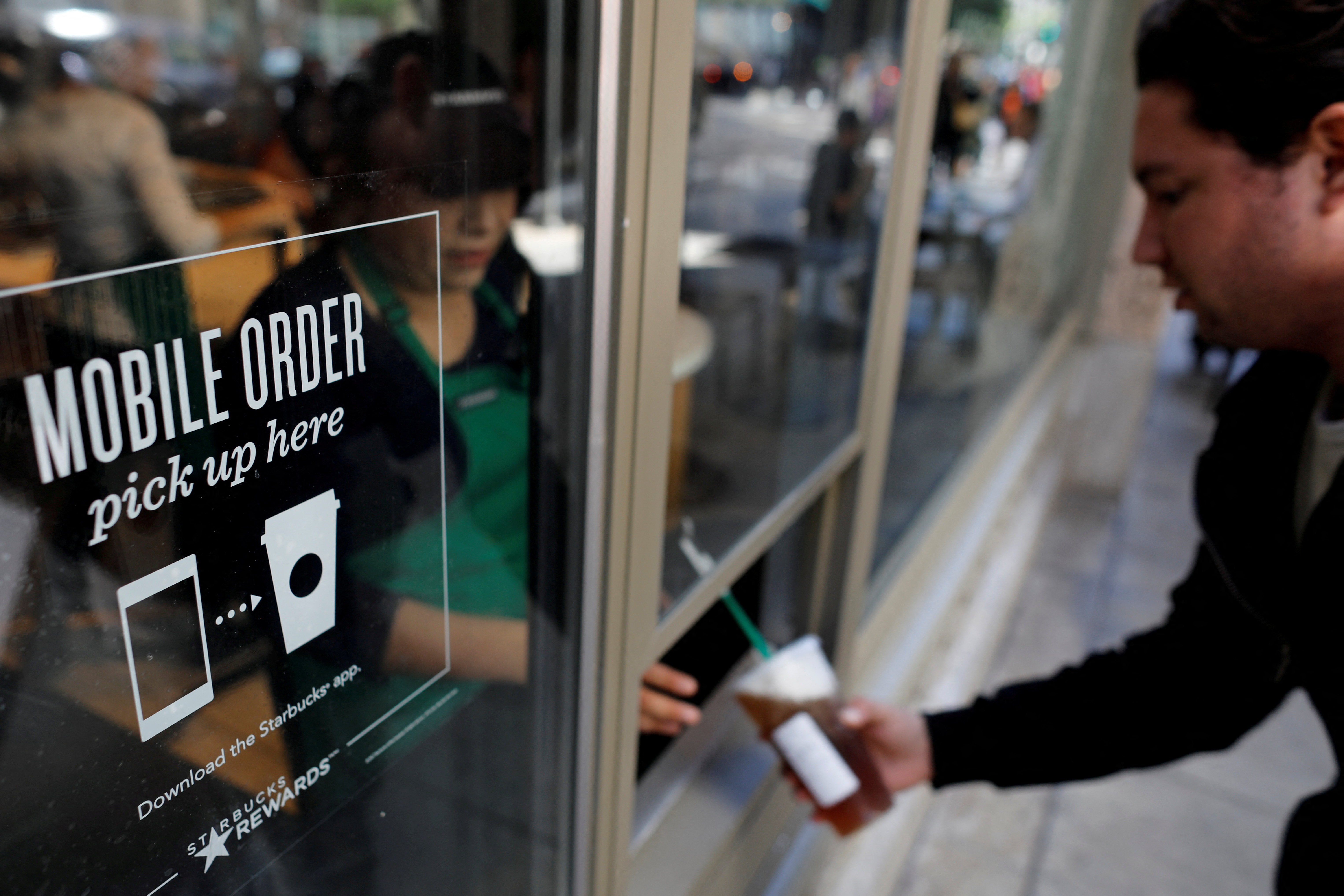 Starbucks, Taco Bell, McDonald's reinventing drive-thru with technology