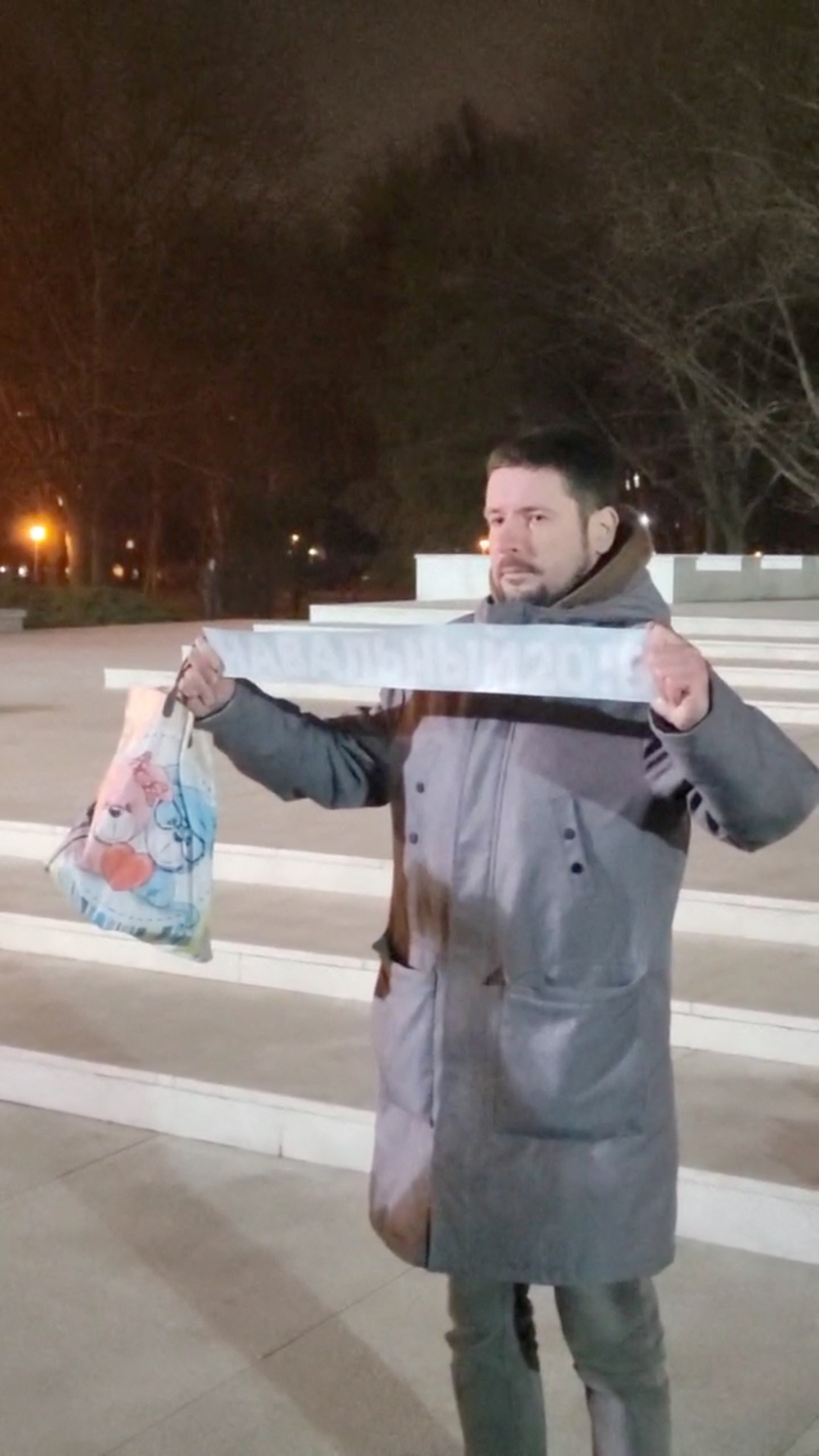 Russian opposition flickers with support for jailed Navalny protester ...