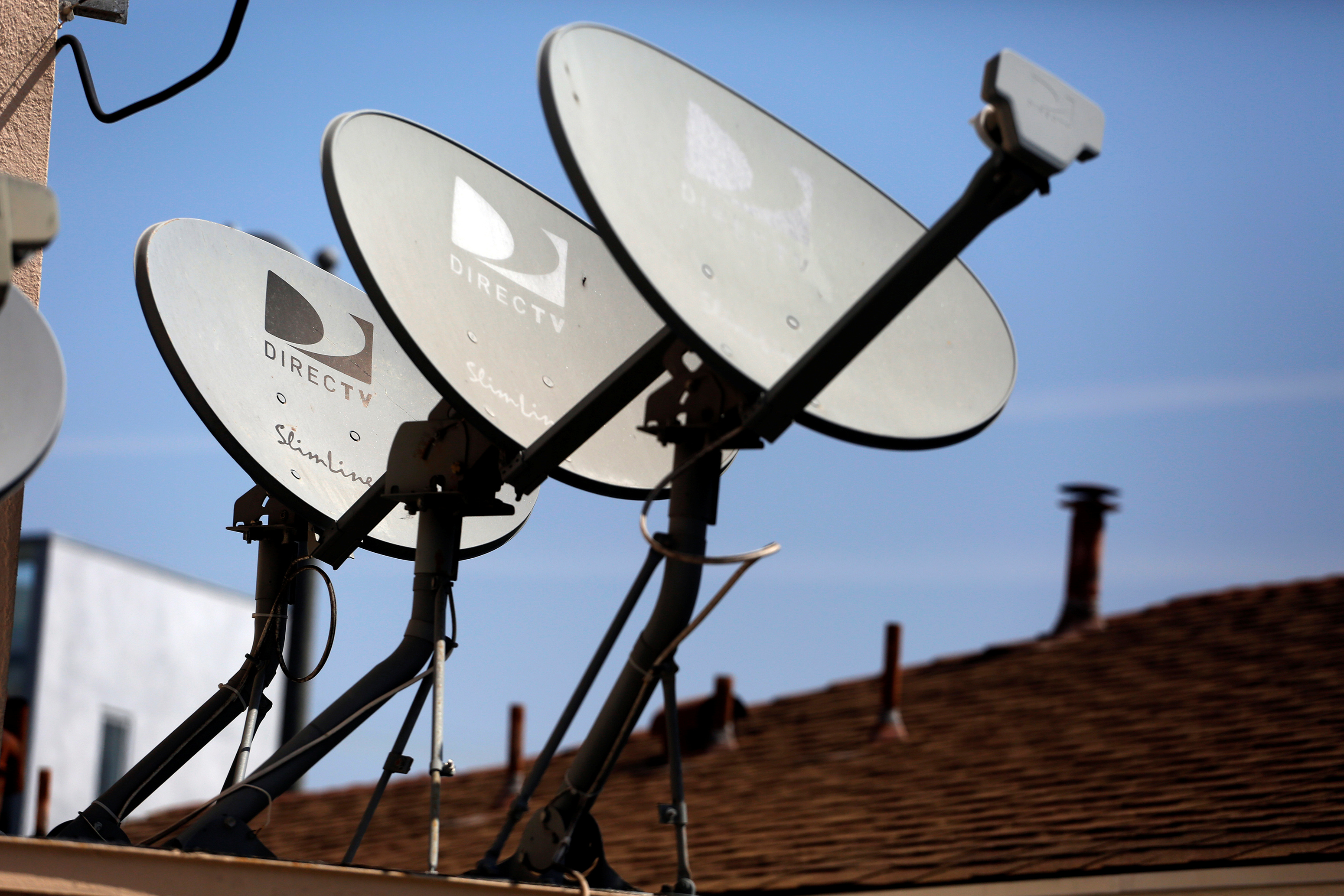 AT T s DirecTV To Become Standalone Video Business Reuters