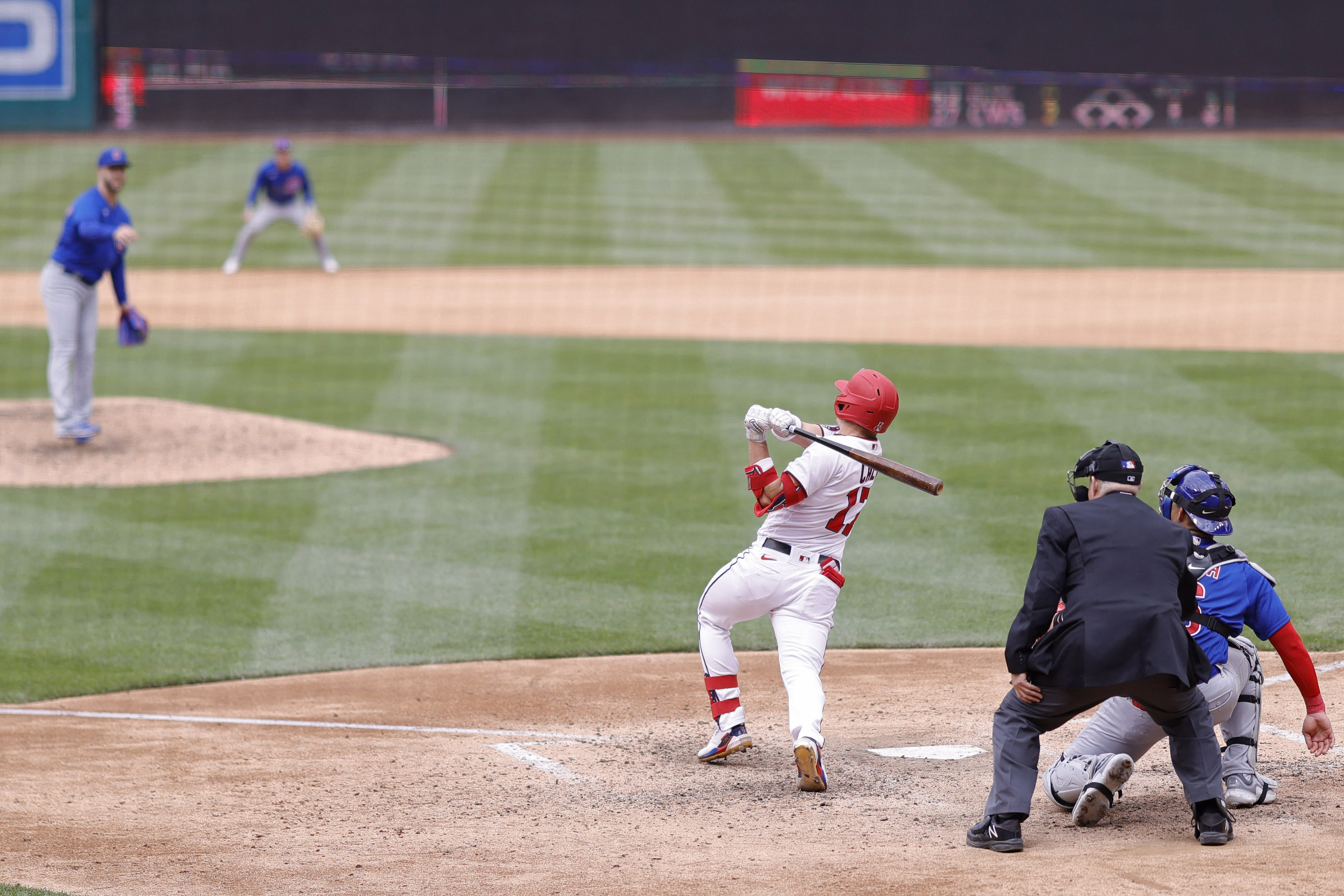 Washington Dc, United States. 04th May, 2023. Washington Nationals first  baseman Dominic Smith (22) catches the throw at first for the out at the  Washington Nationals vs Chicago Cubs game at Nationals