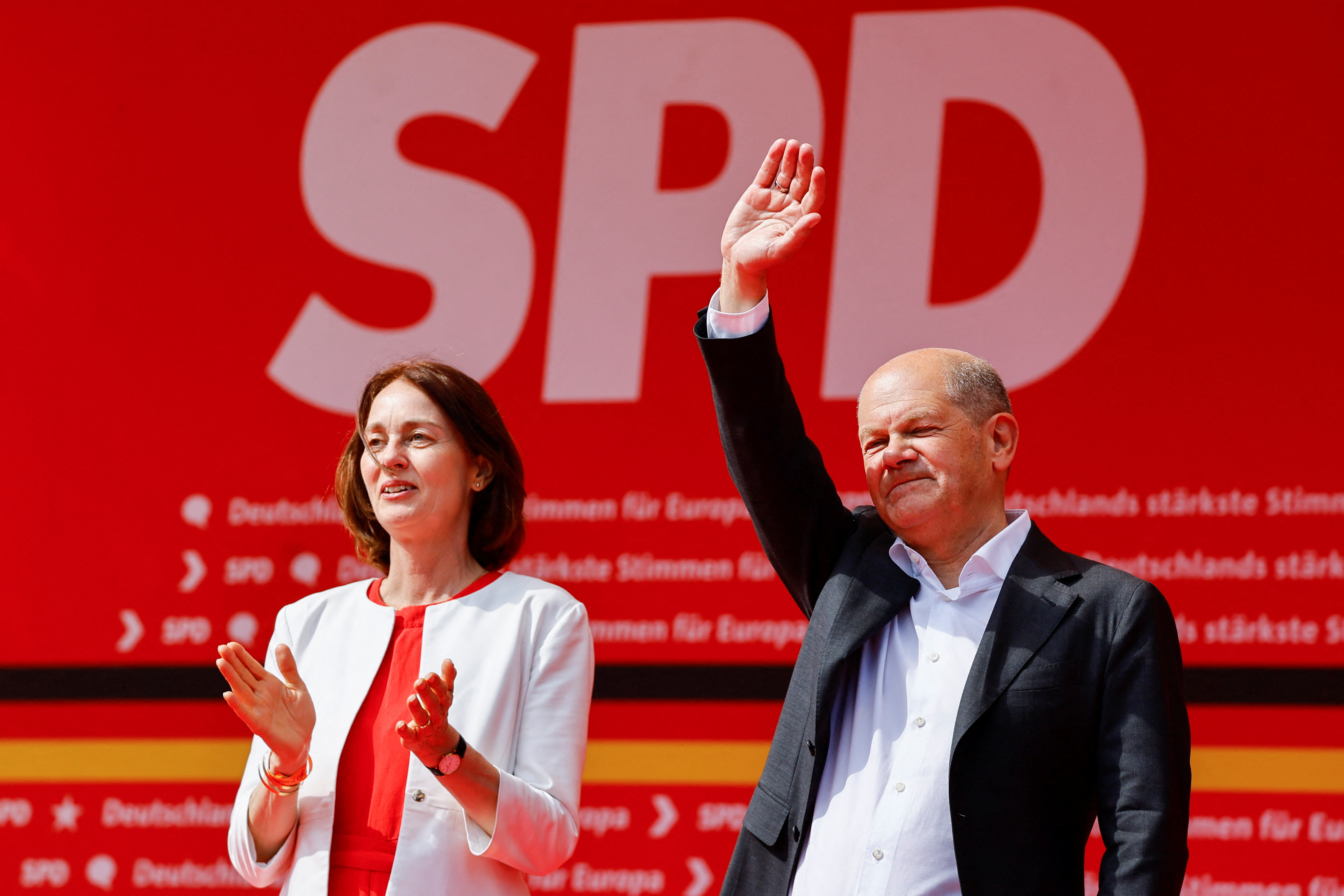 Germany's SPD finish their European election campaign in Duisburg