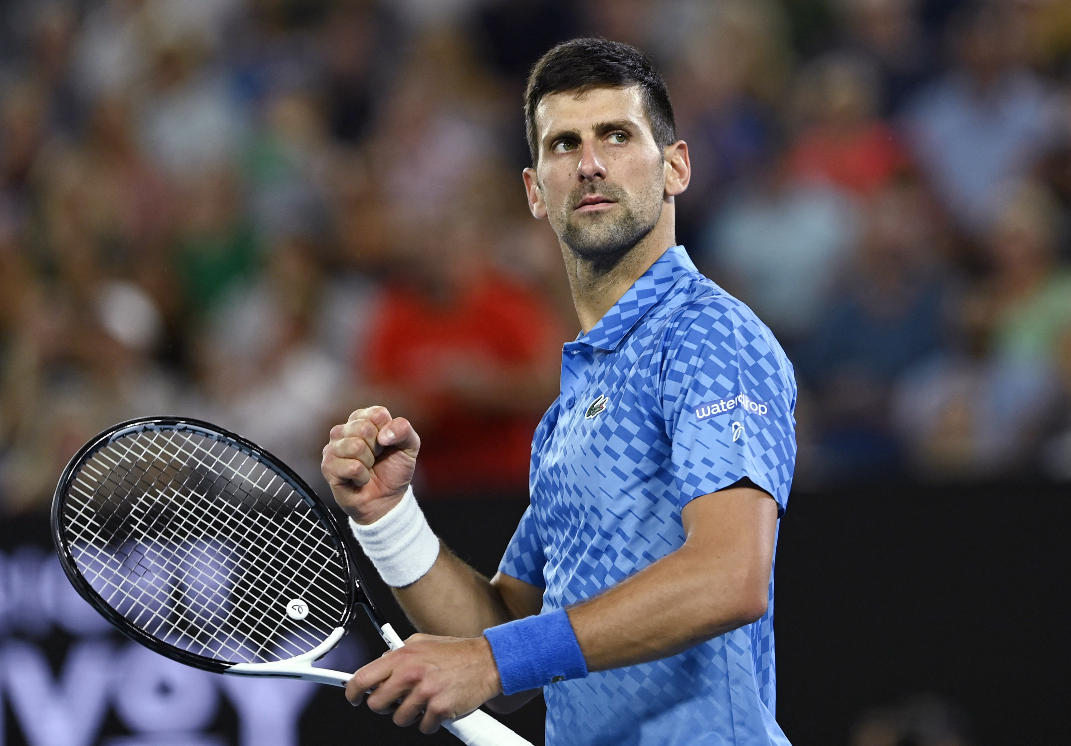 Djokovic atropela Rublev, vai à semi do Australian Open e iguala