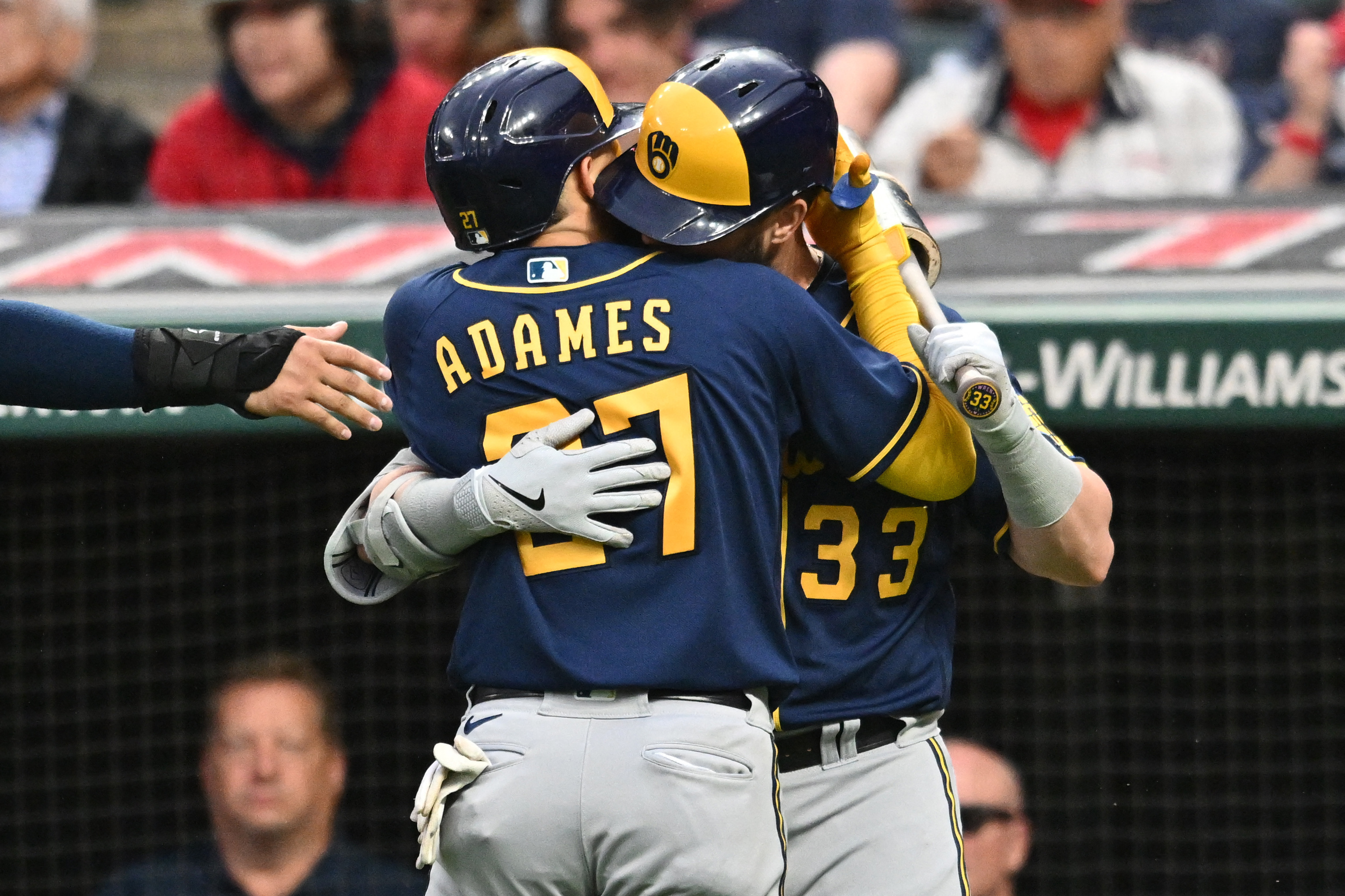 Willy Adames hits 2 HRs as Brewers top Guardians