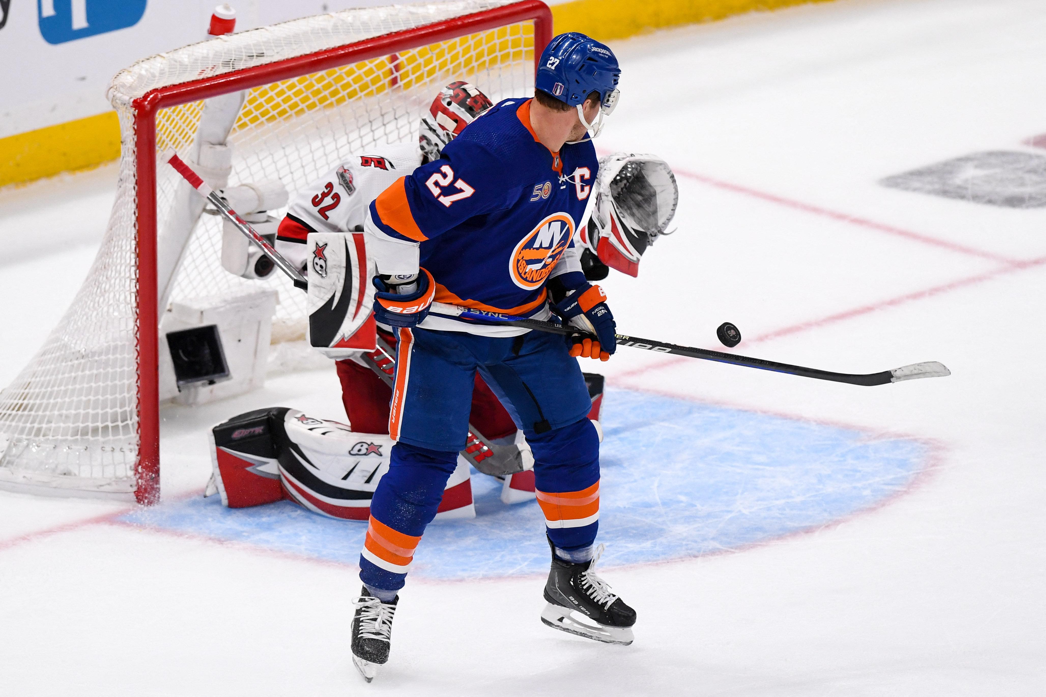 Islanders' Late Goal Flurry Secures Game 3 Win Over Hurricanes | Reuters