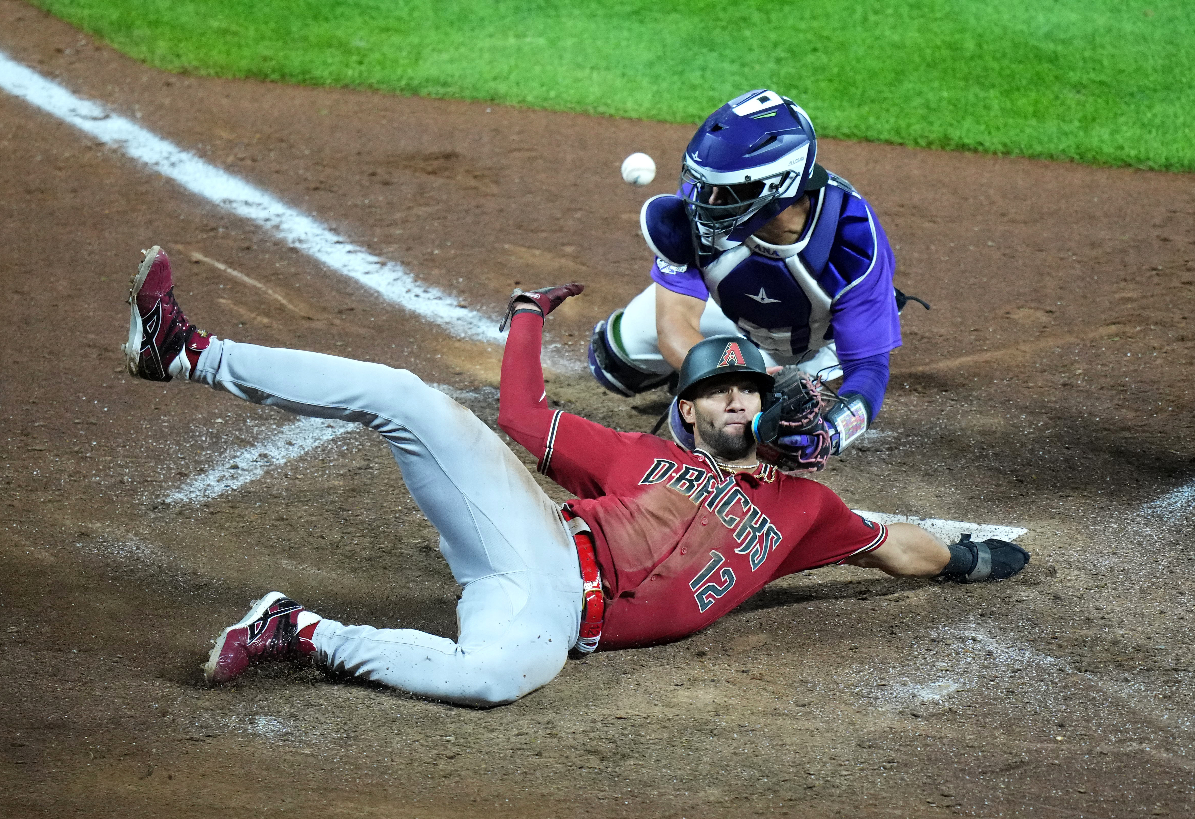 Charlie Blackmon's ninth-inning RBI triple lifts Rockies over Cubs –  Boulder Daily Camera