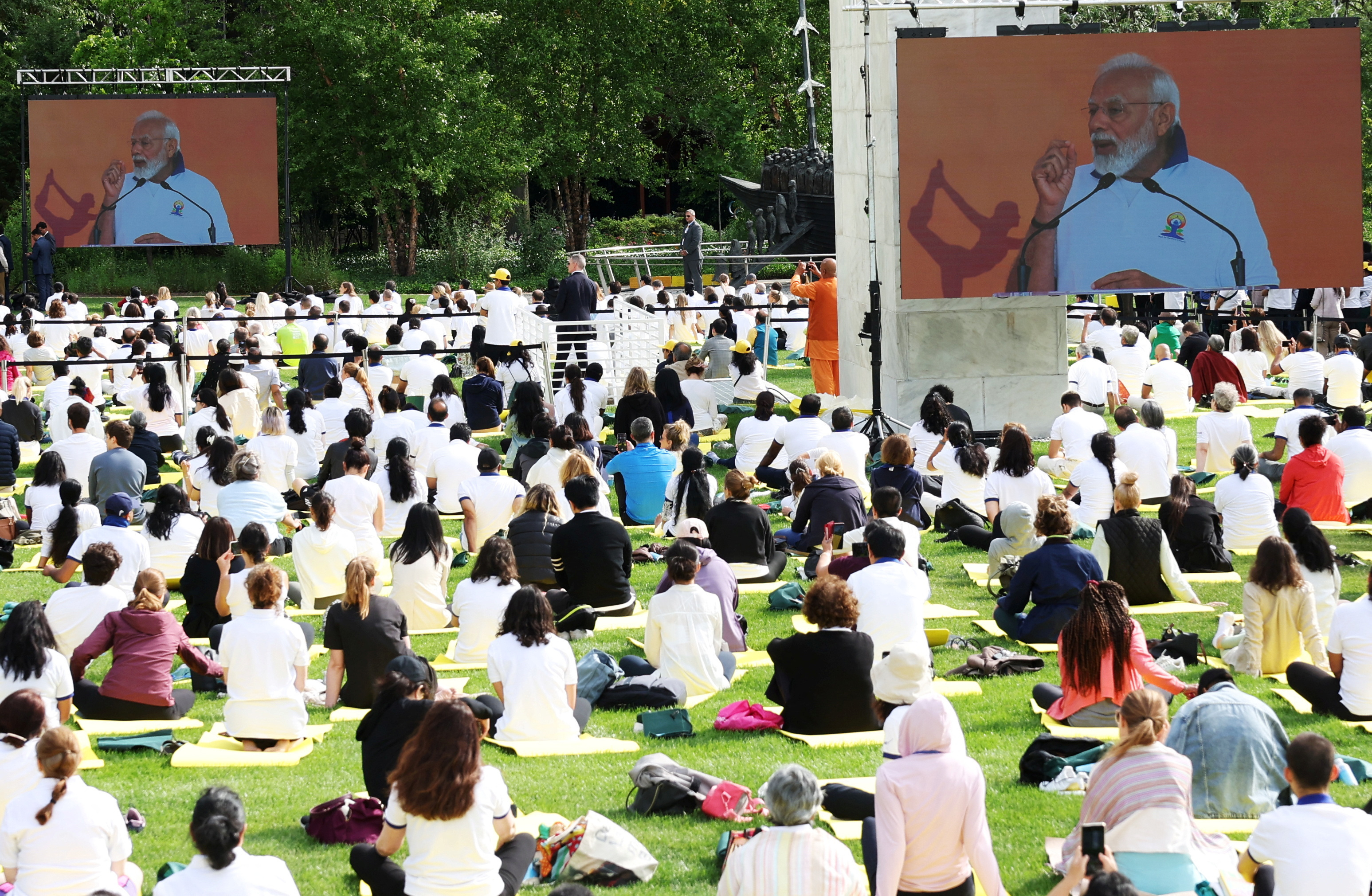 Modi government spent Rs 1.66 cr on Yoga training of teachers during FY 17  – India TV