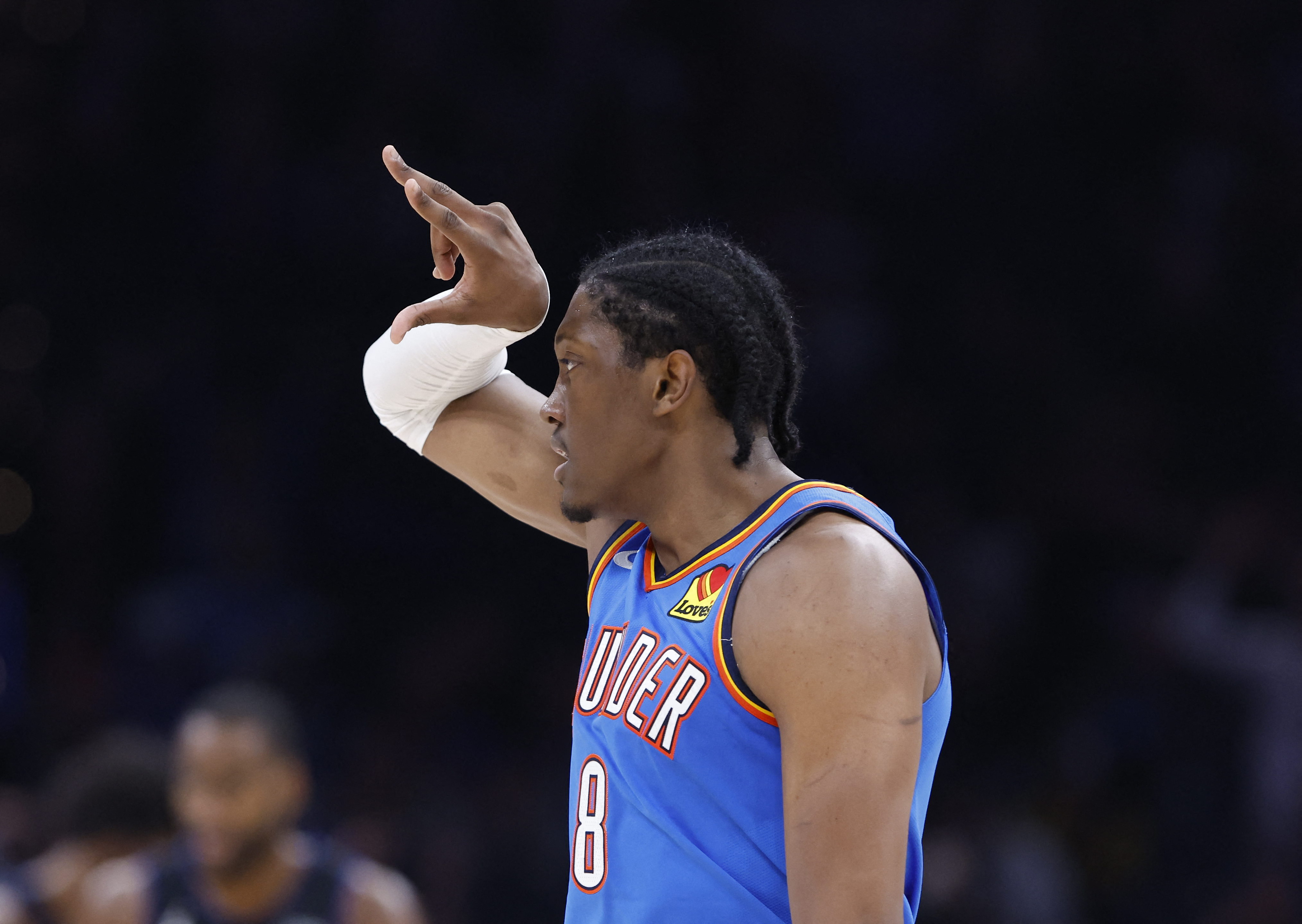 Shai Gilgeous-Alexander bounces back to lead Thunder over Pistons | Reuters