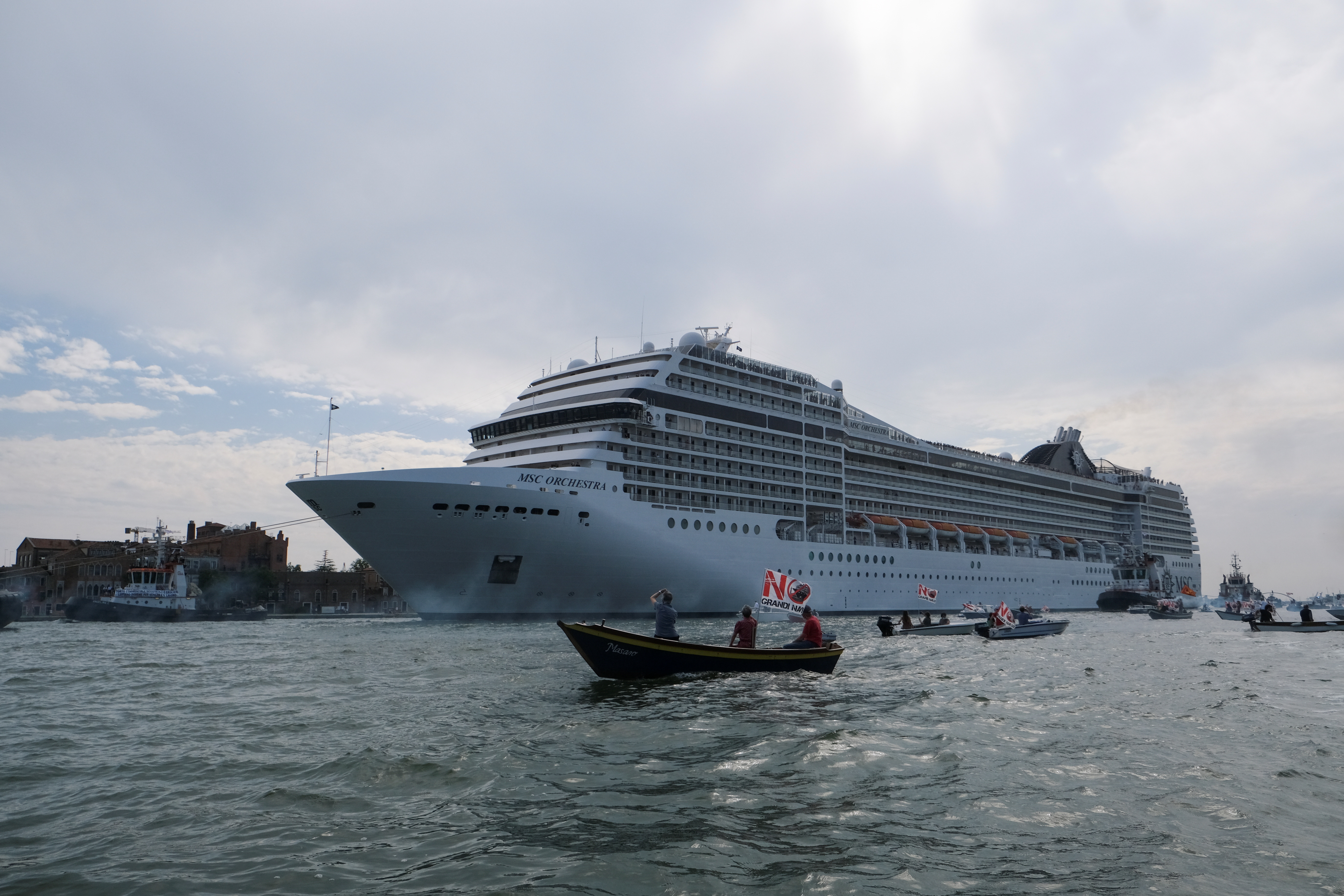 The first cruise ship of the summer season departs from Venice