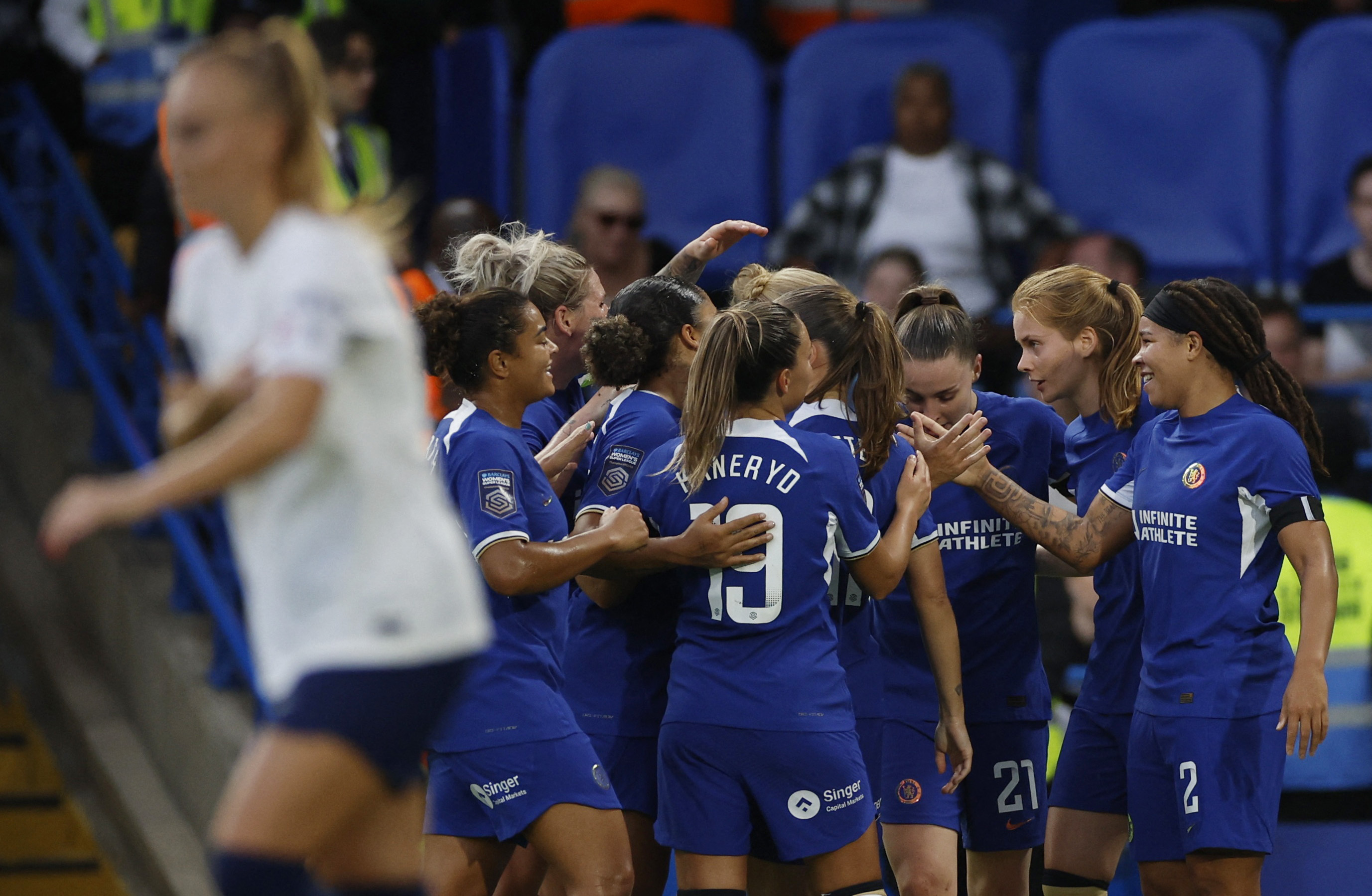 Chelsea down Spurs, Arsenal lose to Liverpool as WSL kicks off Reuters