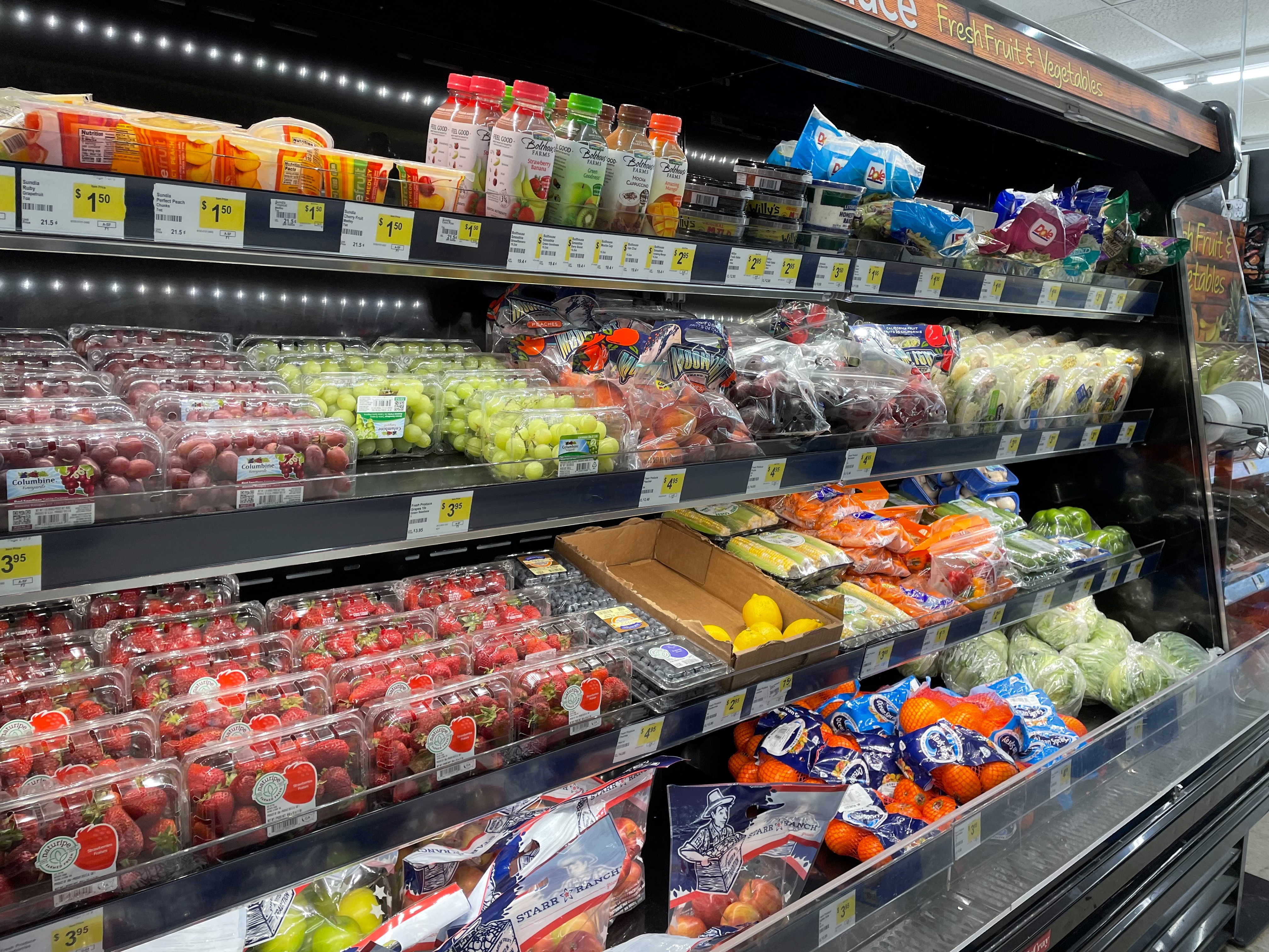 A view of a fresh food aisle at a Dollar General store in Norridge, Chicago