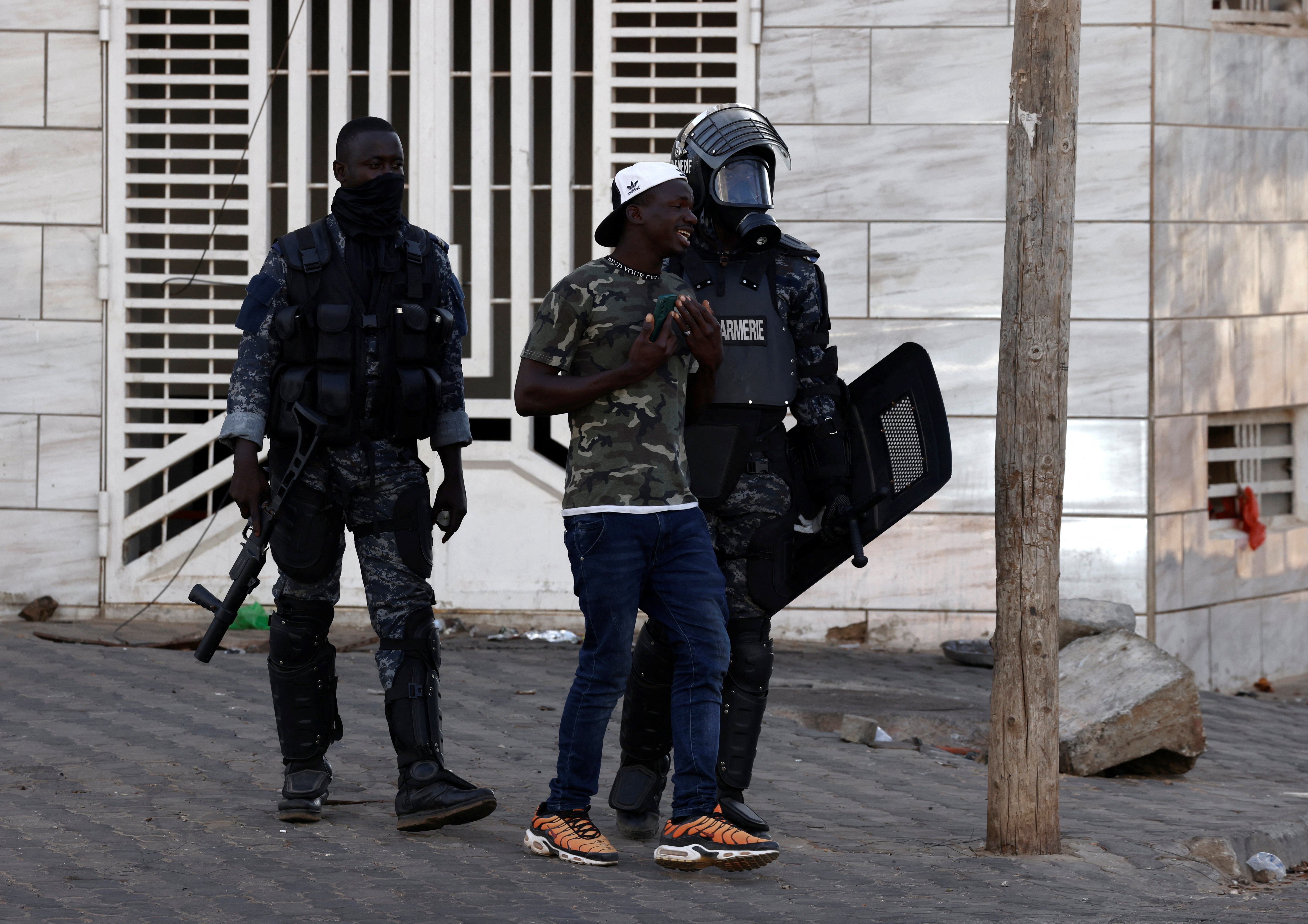 Fresh protests rock Senegal as death toll climbs | Reuters