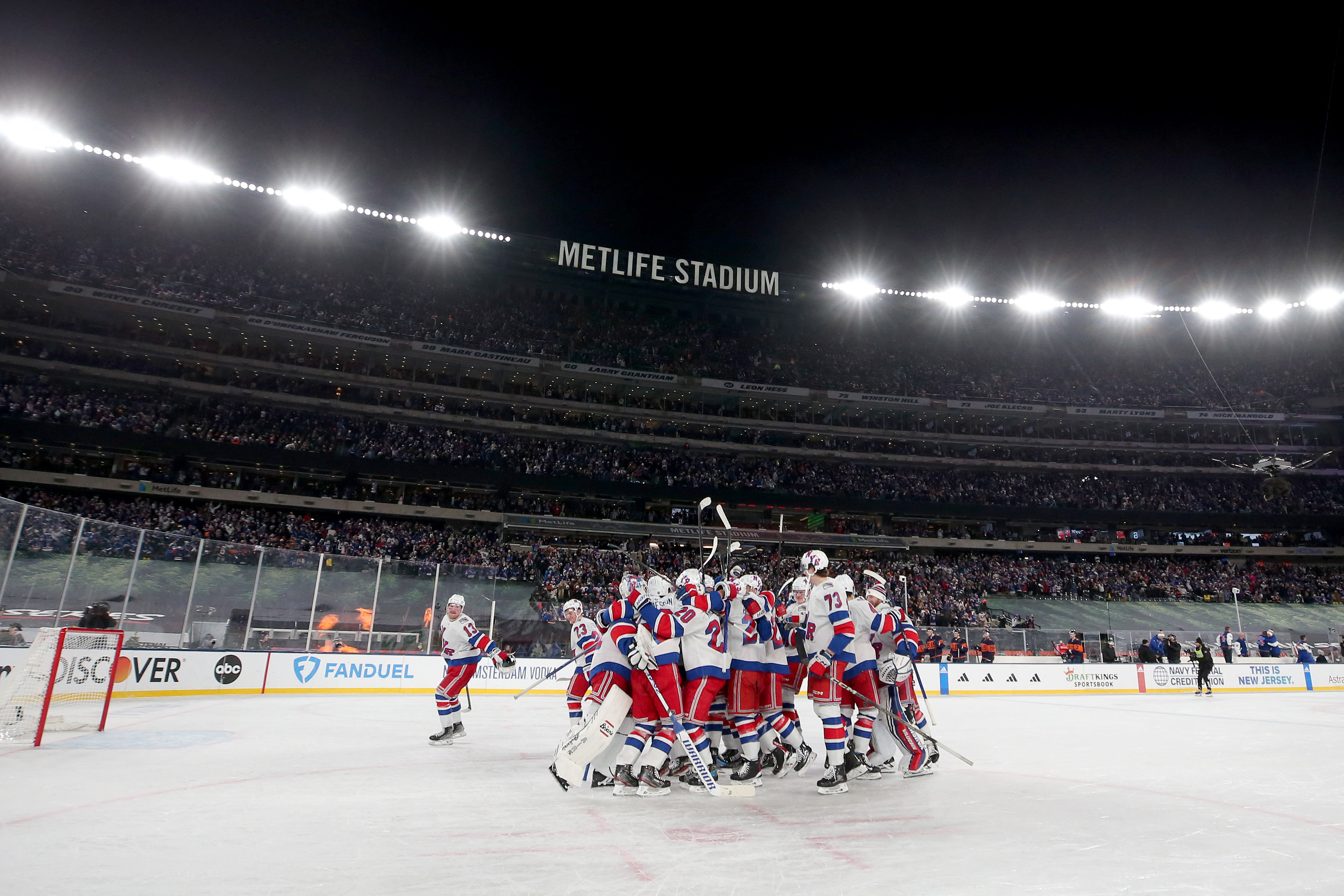 January 26 in New York Rangers history: A Stadium series win