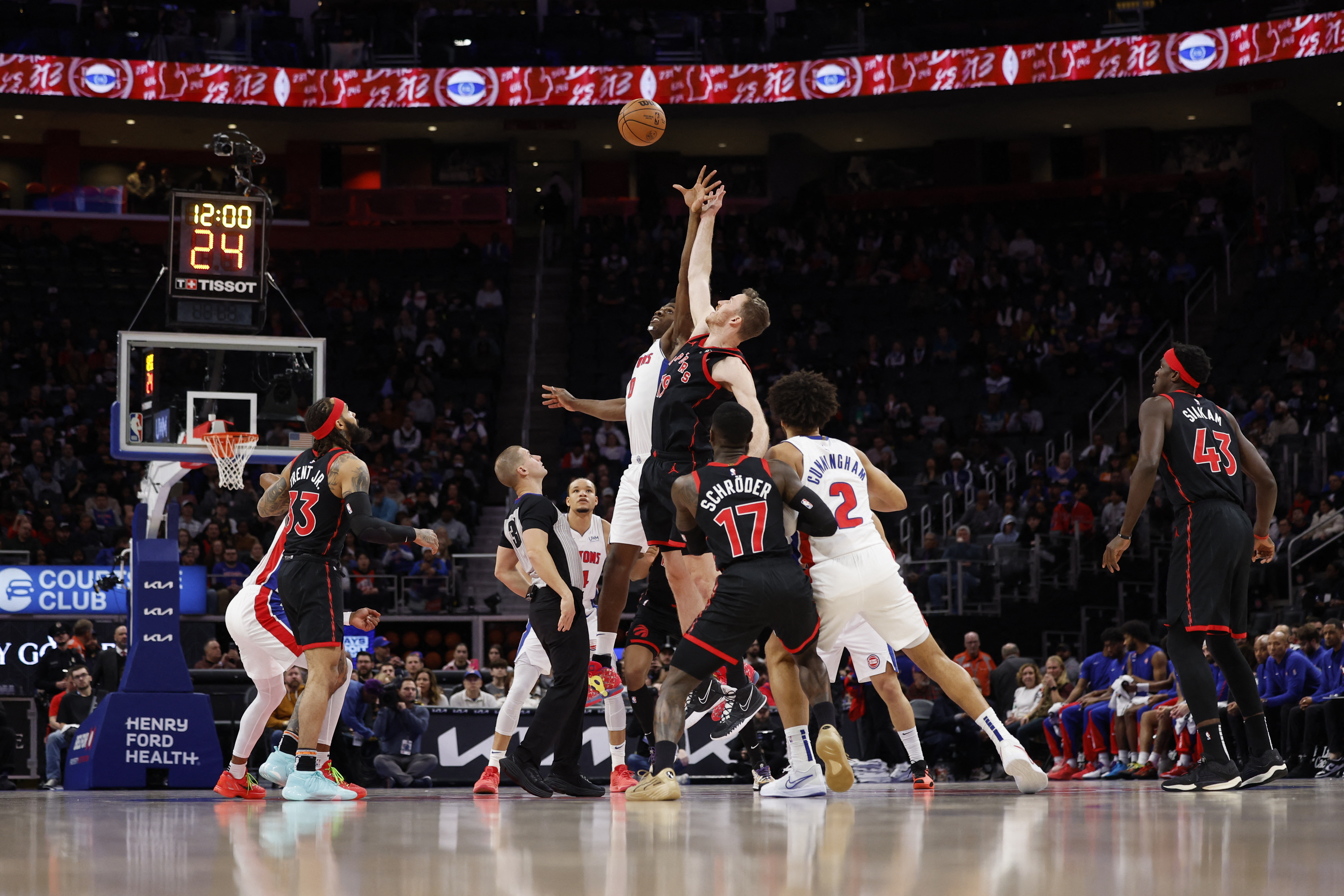 Pistons edge Raptors, end record-tying 28-game skid