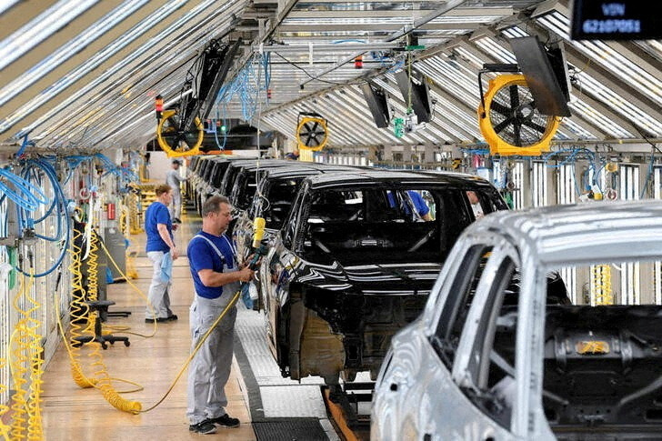 Volkswagen’s Golf VIII and Tiguan production in Wolfsburg