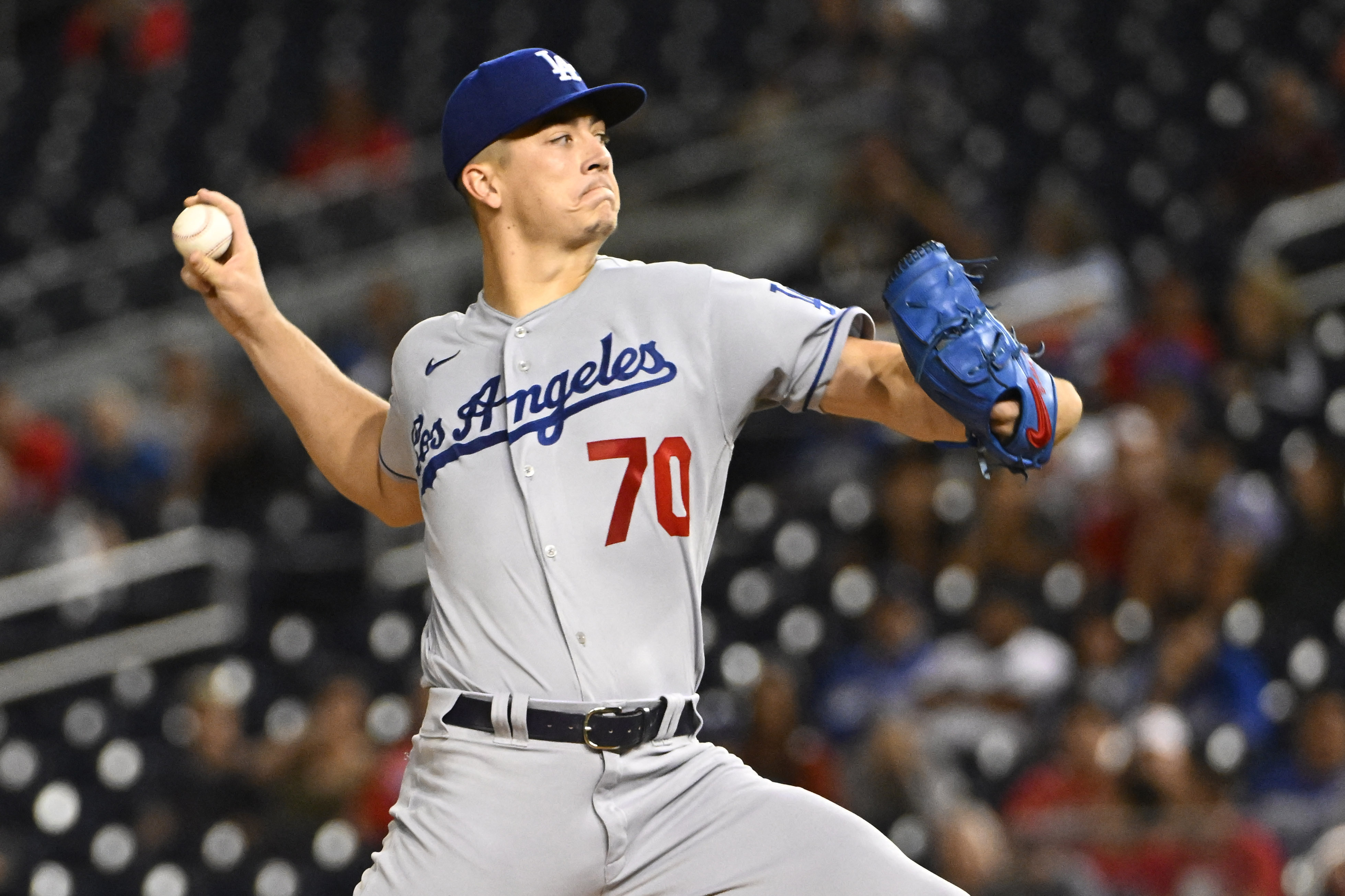 Nationals down Dodgers on walk-off wild pitch in 11th | Reuters