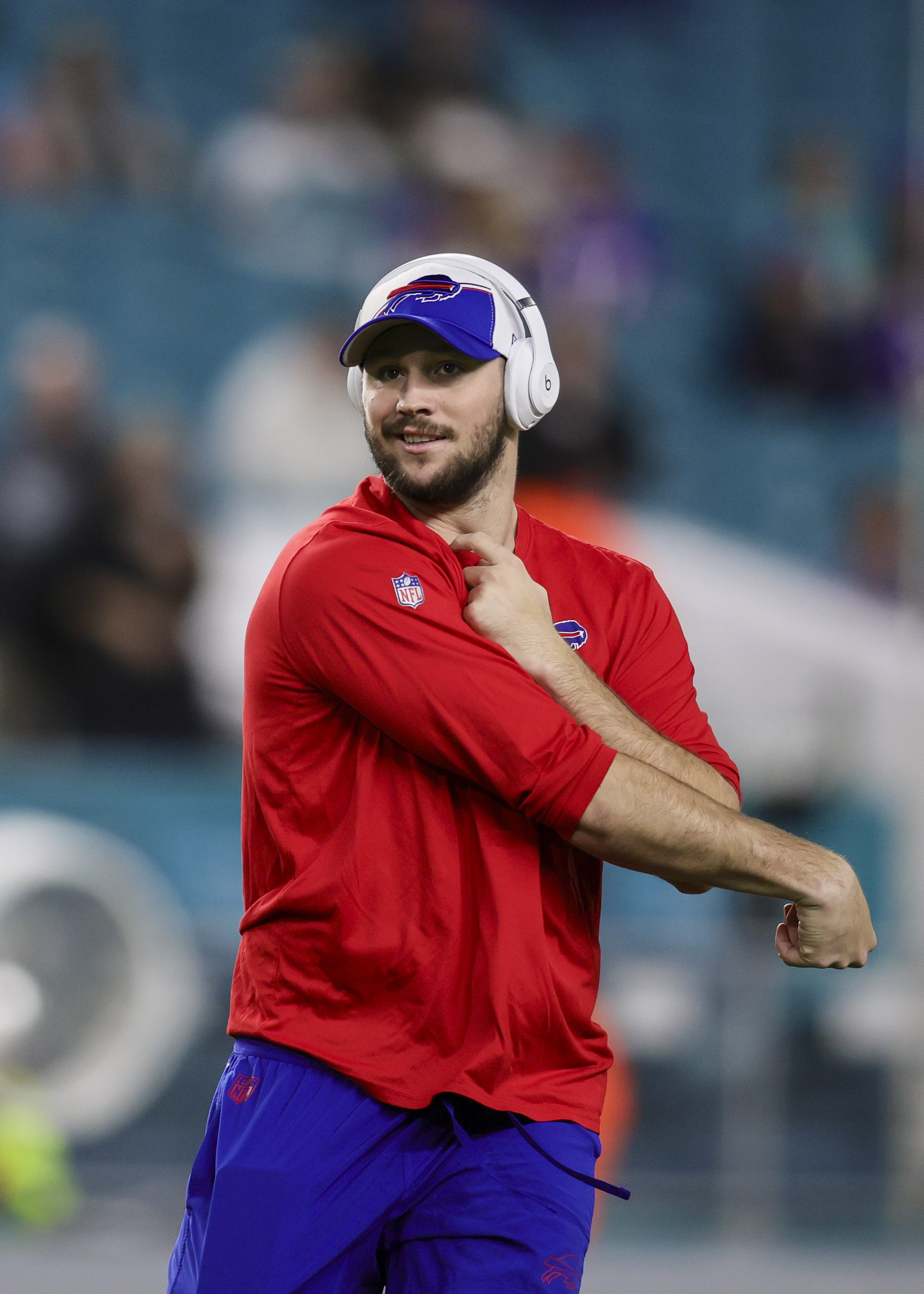 Bills Clinch AFC East With Comeback Win Over Dolphins | Reuters