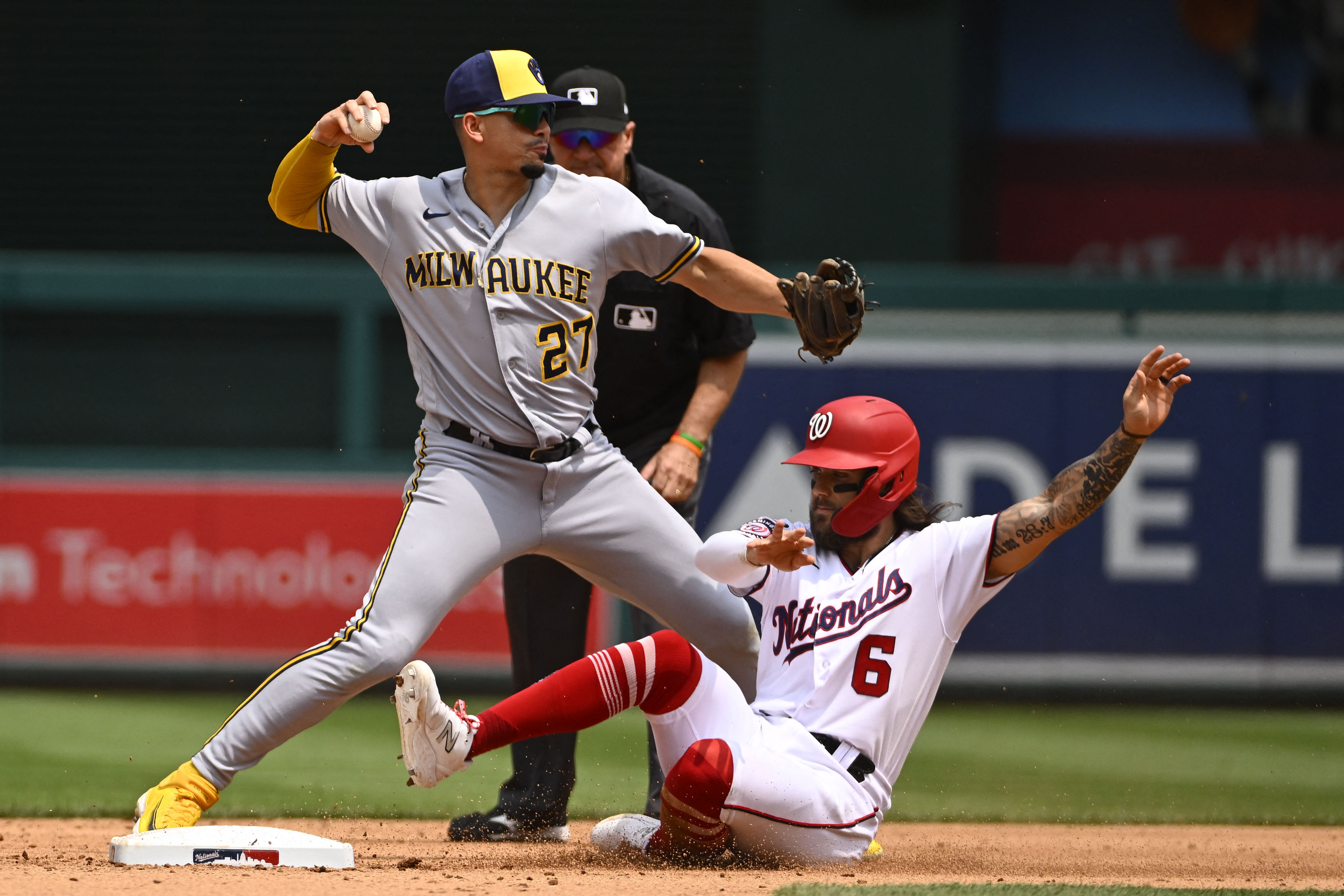 Brewers rally from 3-0 deficit, take down Nationals Wisconsin News