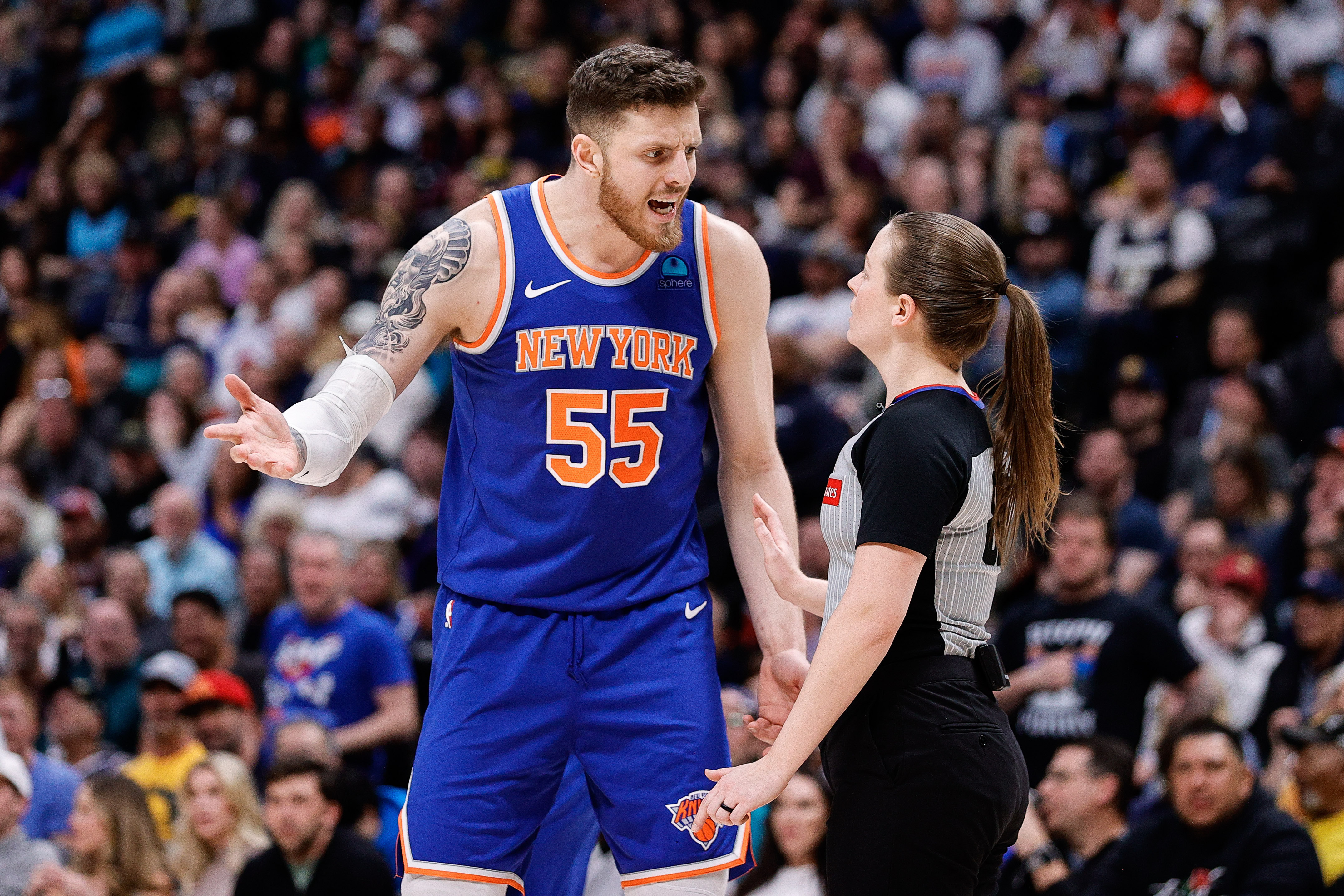 Nuggets knock off Knicks behind Nikola Jokic's triple-double