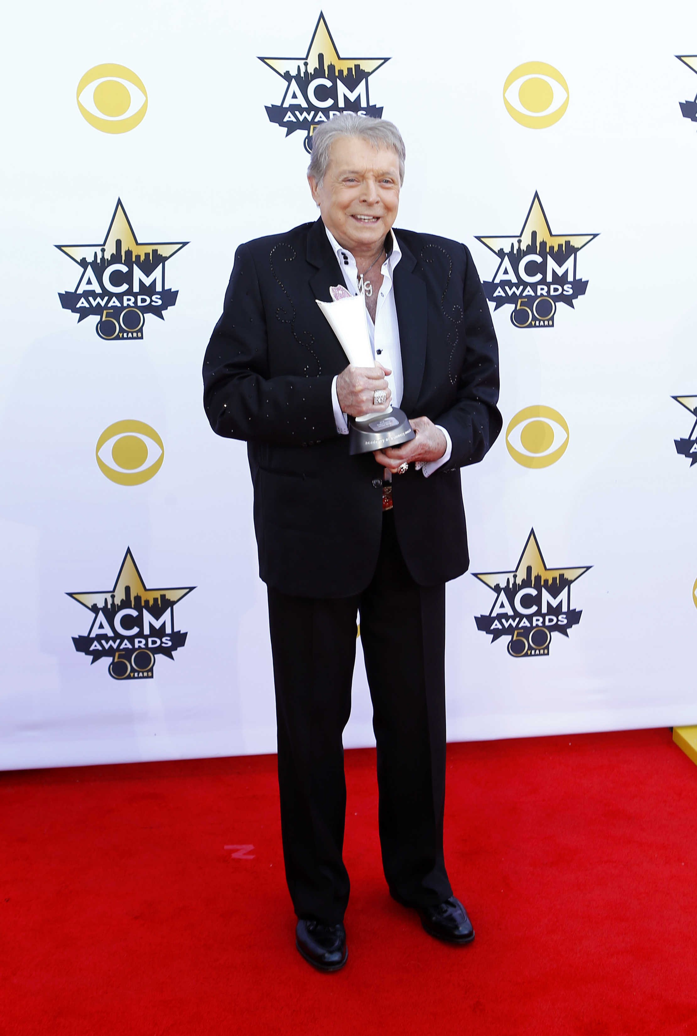 Country Singer Mickey Gilley, whose Bar Inspired ‘Urban Cowboy,’ Dead at 86
