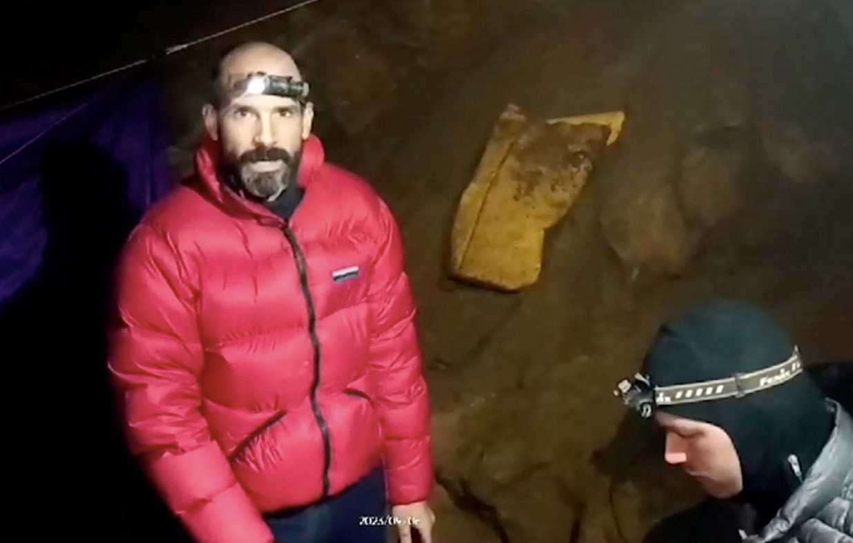 Im up, Im alert, says U.S. cave explorer trapped in Turkey | Reuters