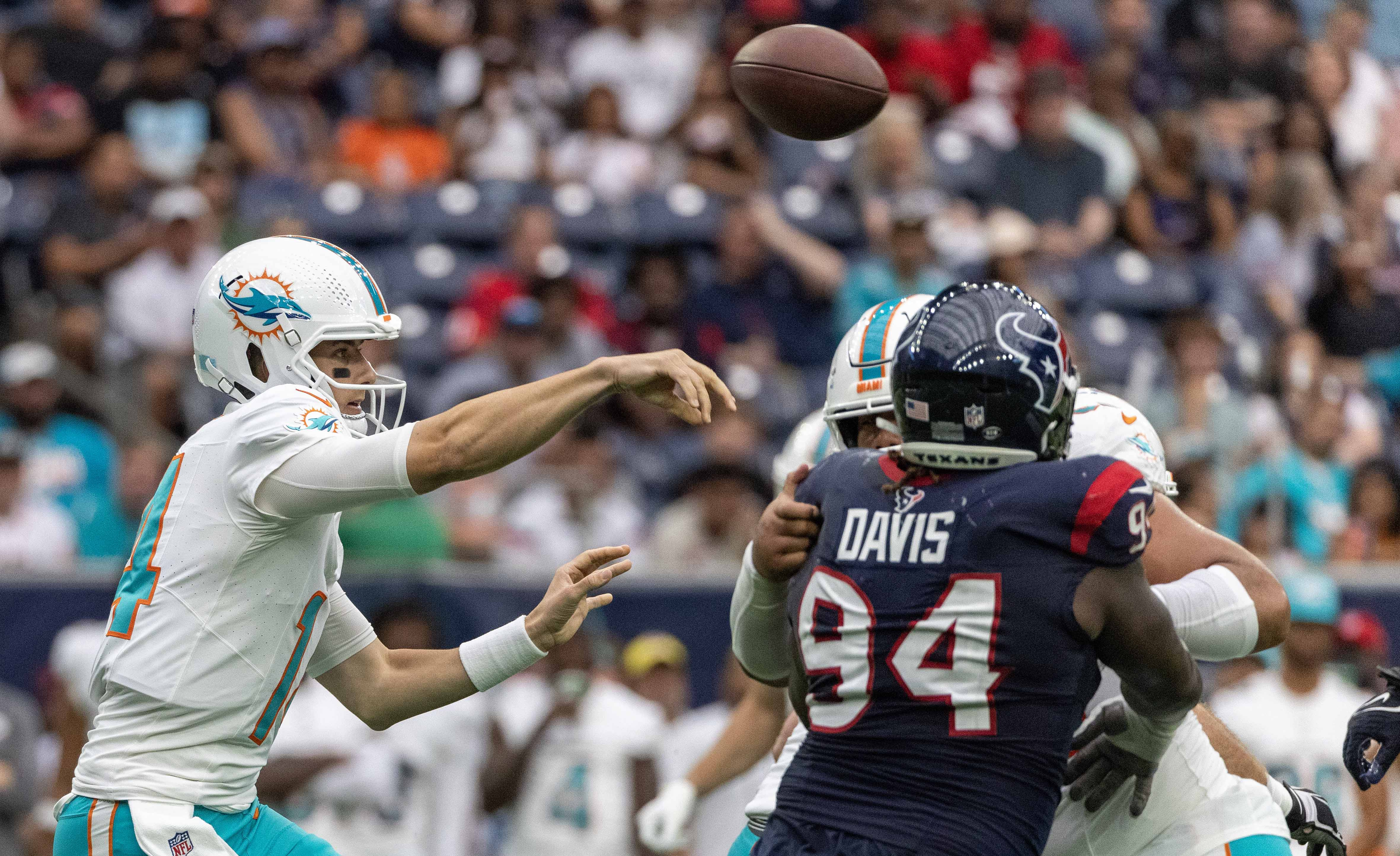 Dolphins drub Texans in record-setting rout